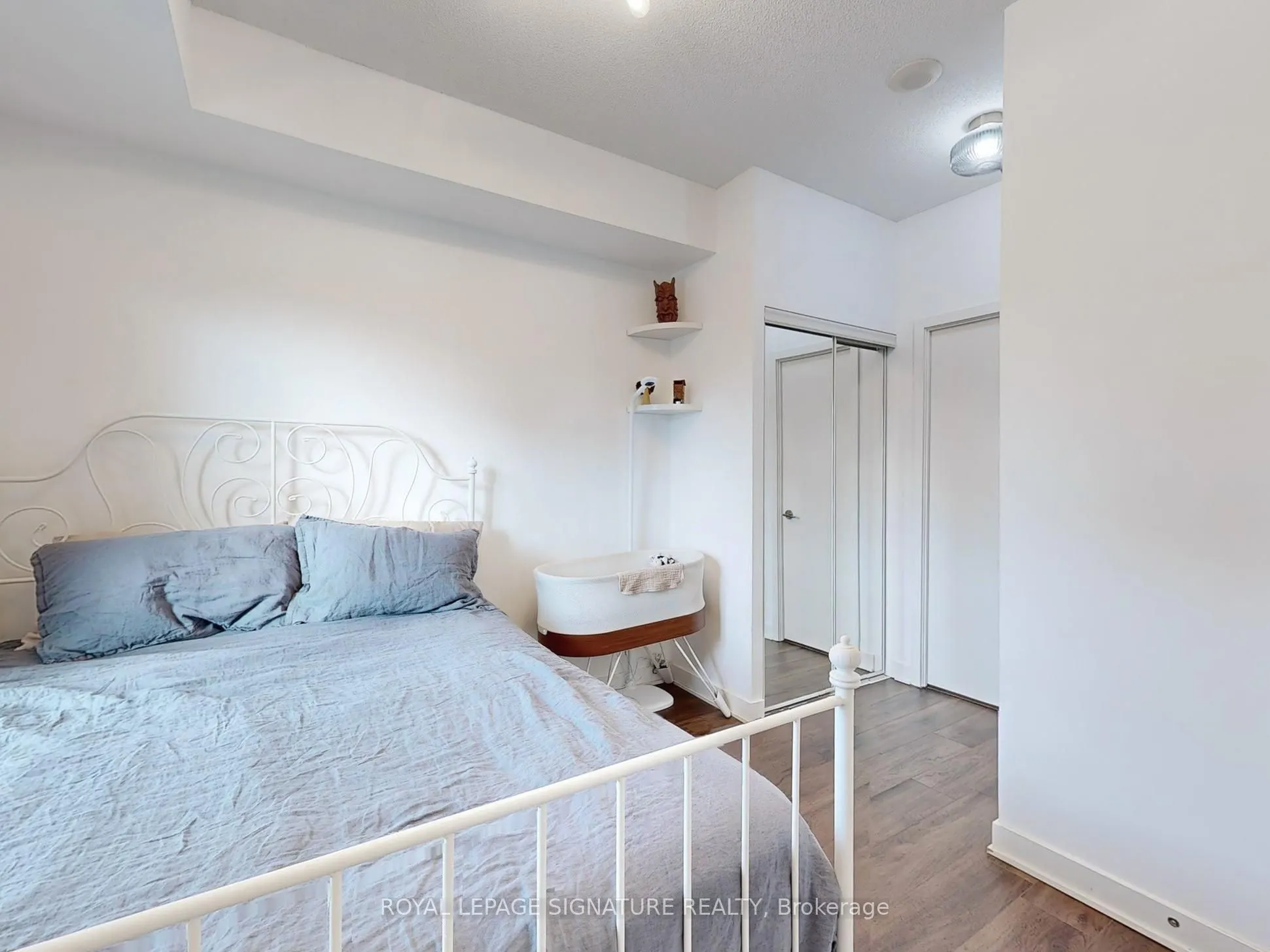 260 Sackville Street #1002
