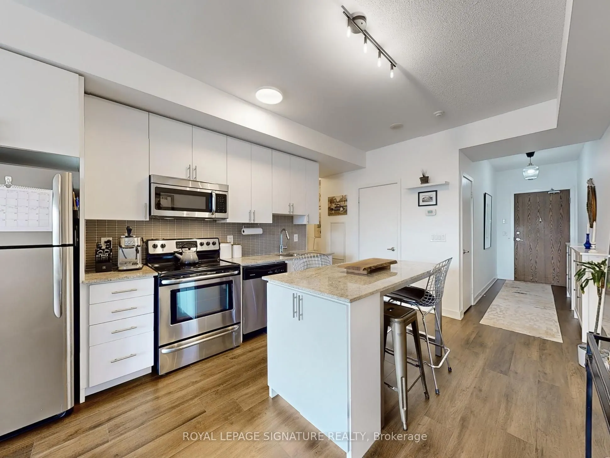 260 Sackville Street #1002