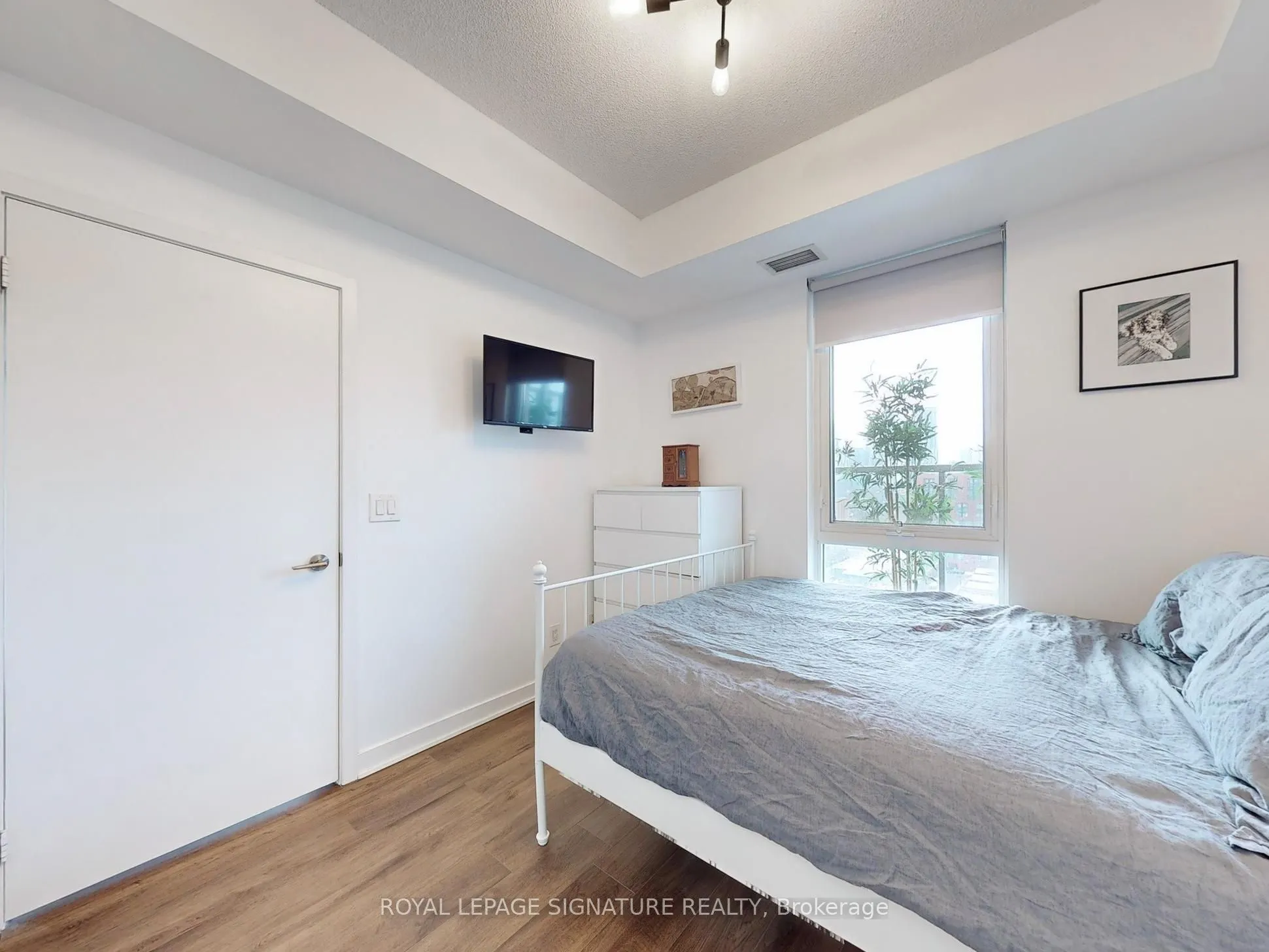 260 Sackville Street #1002
