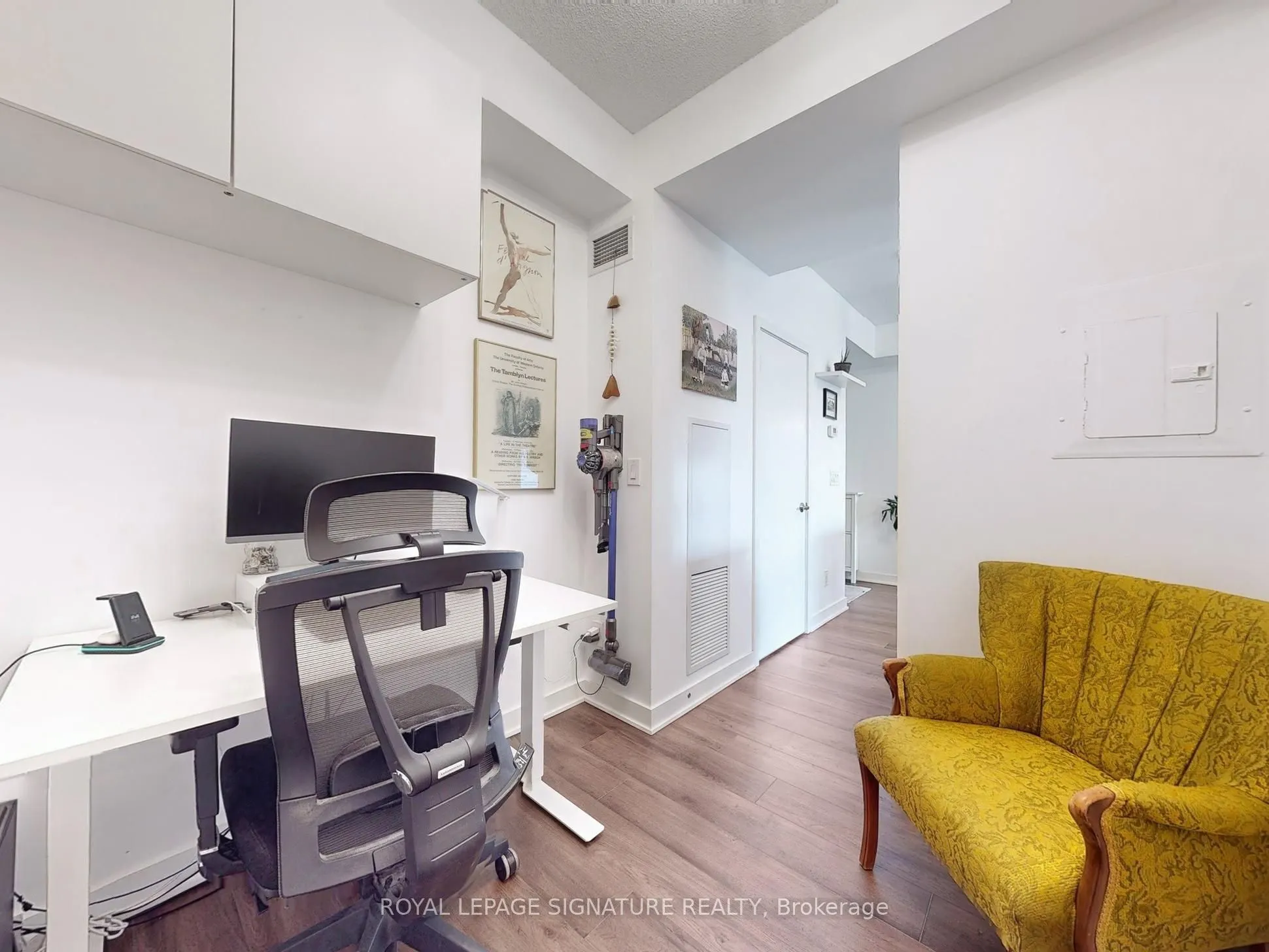 260 Sackville Street #1002