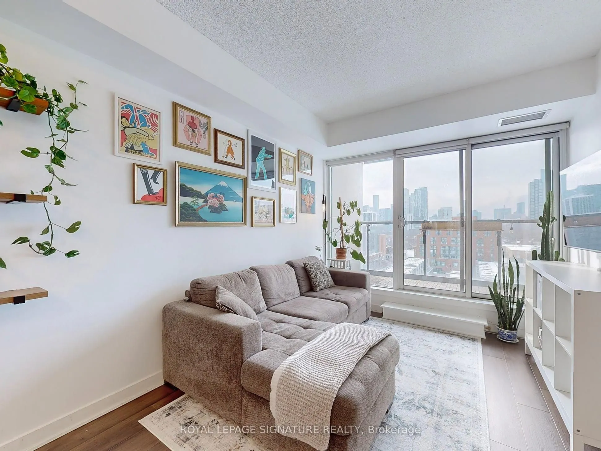 260 Sackville Street #1002