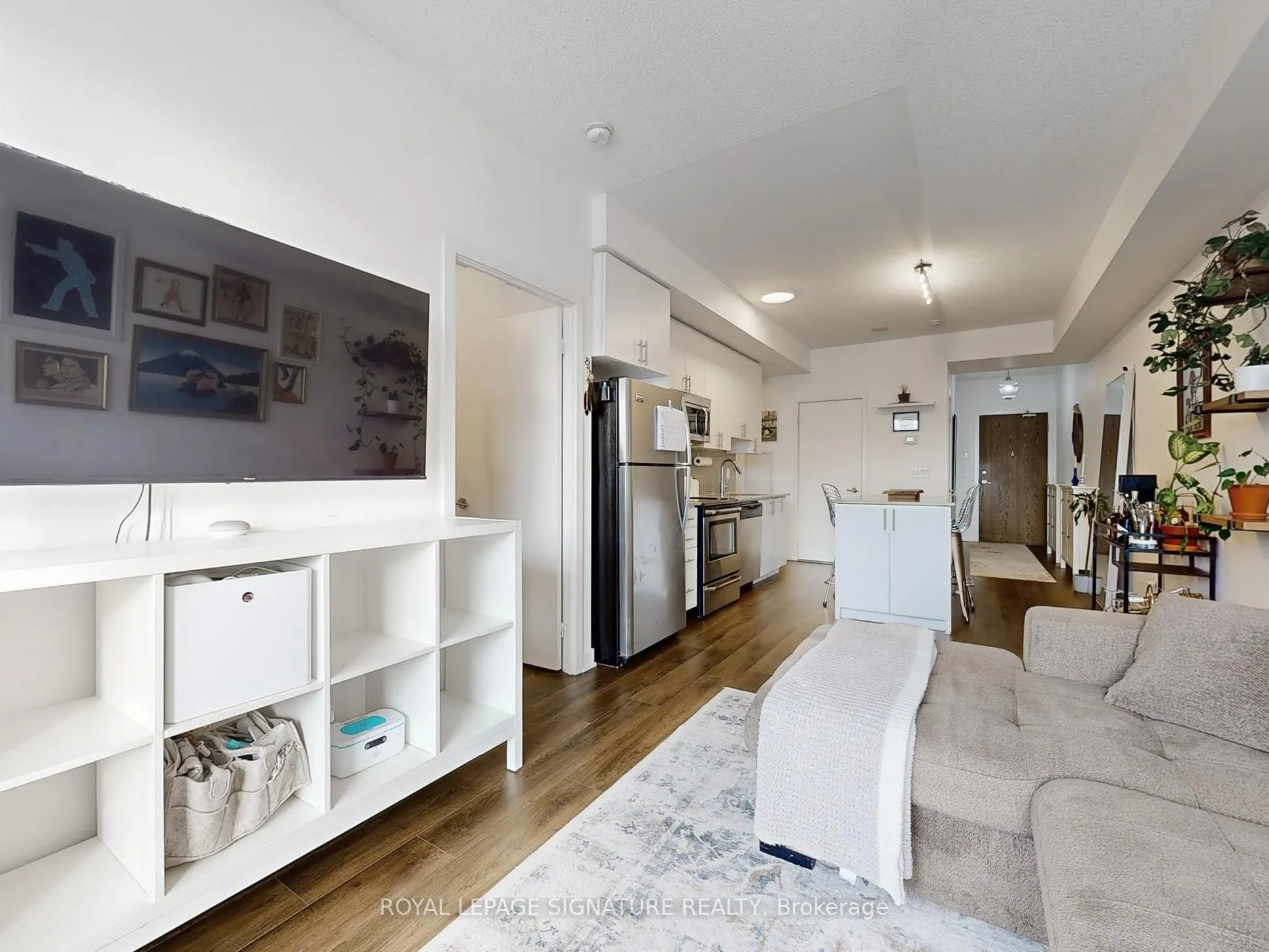 260 Sackville Street #1002