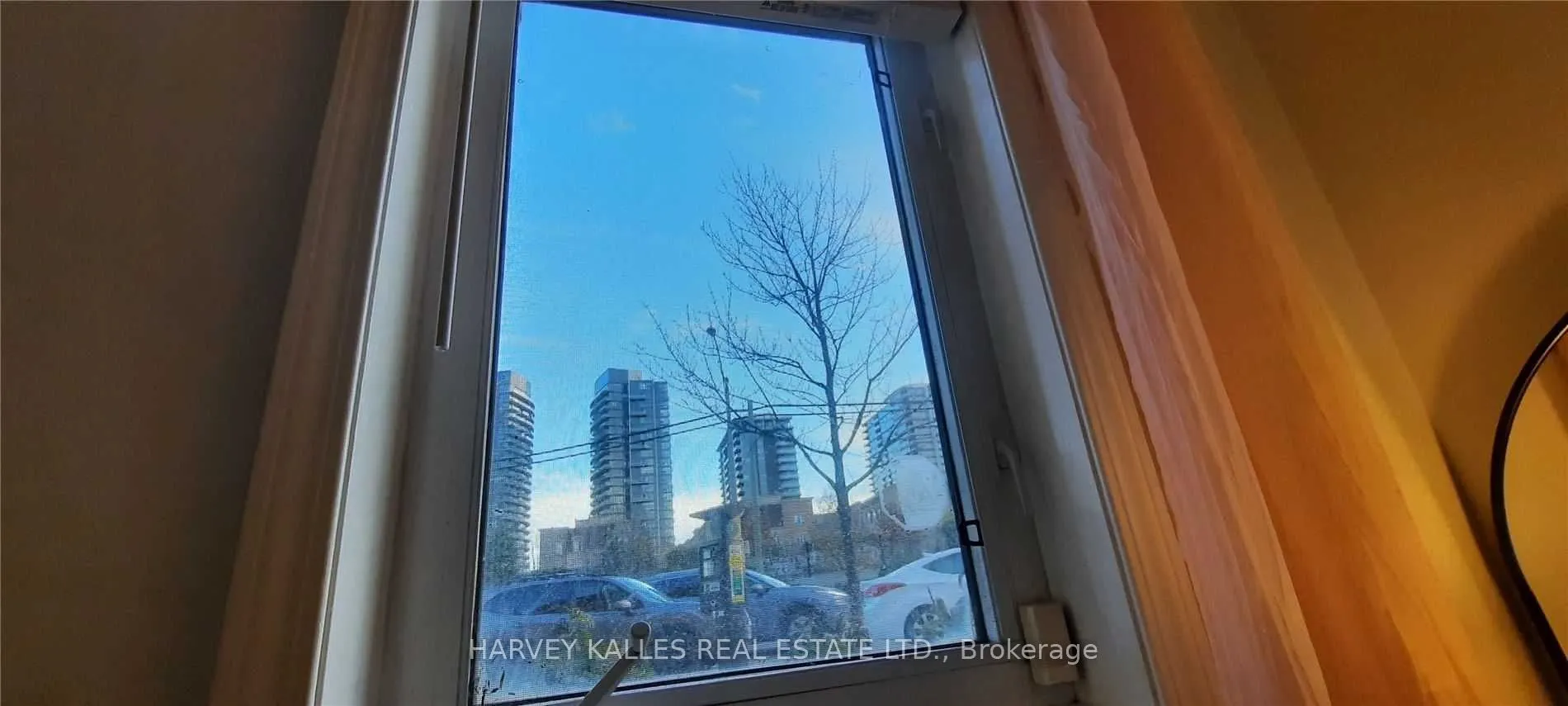 28 Douro Street #220