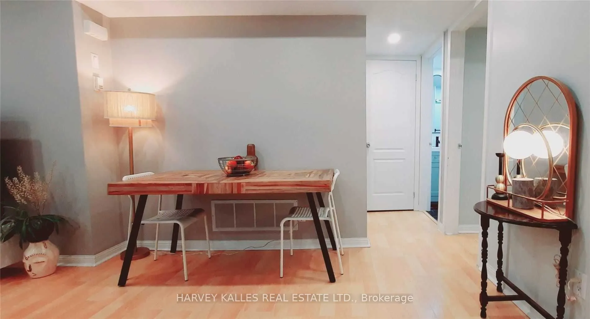 28 Douro Street #220