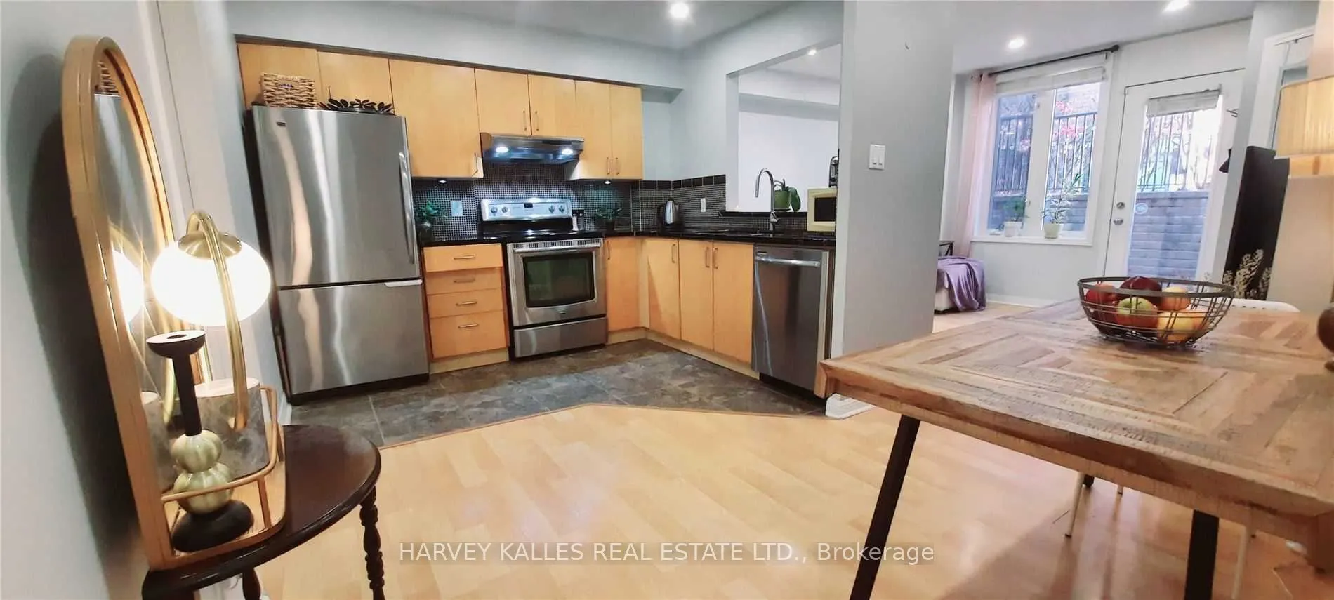 28 Douro Street #220