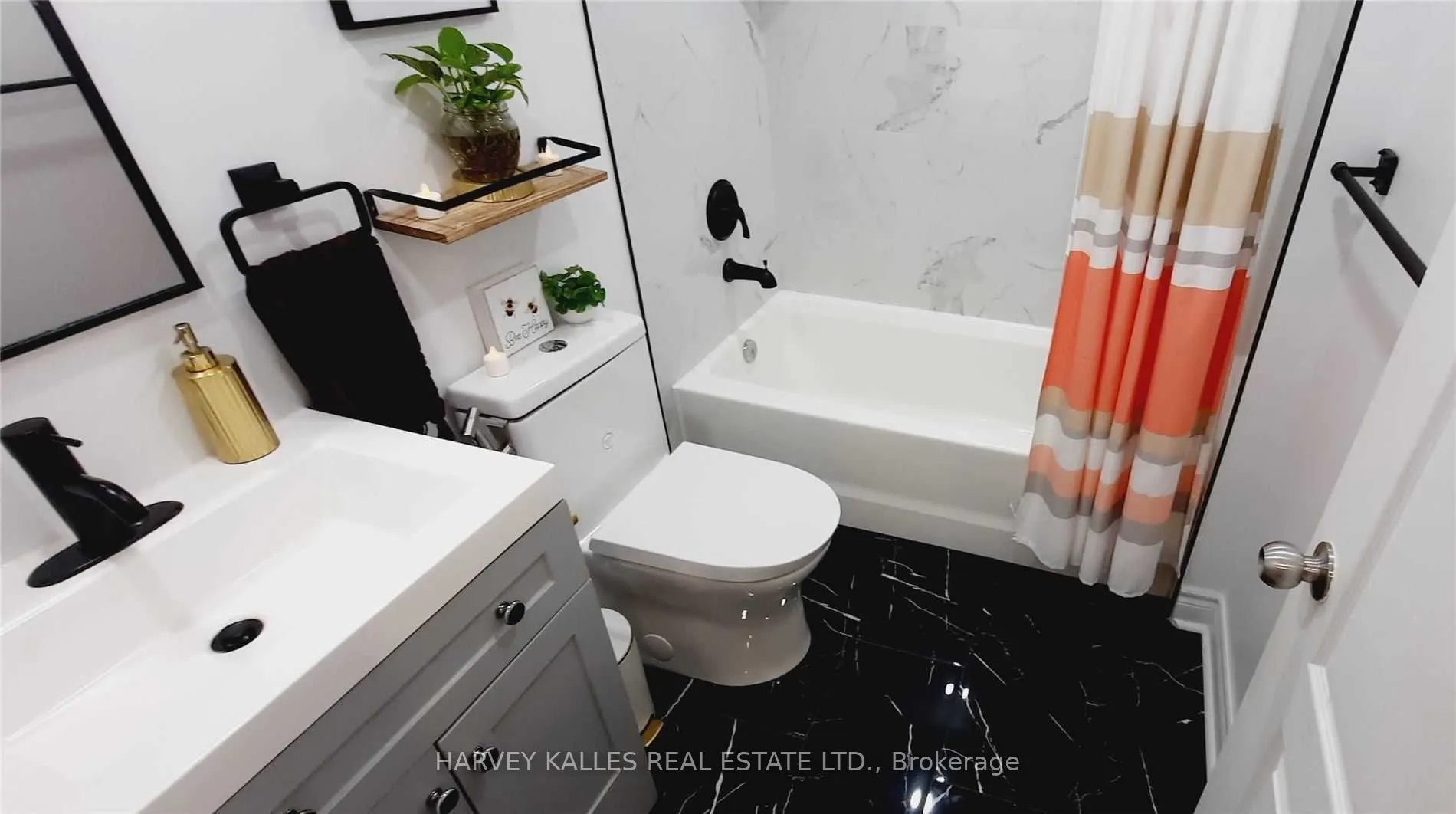 28 Douro Street #220