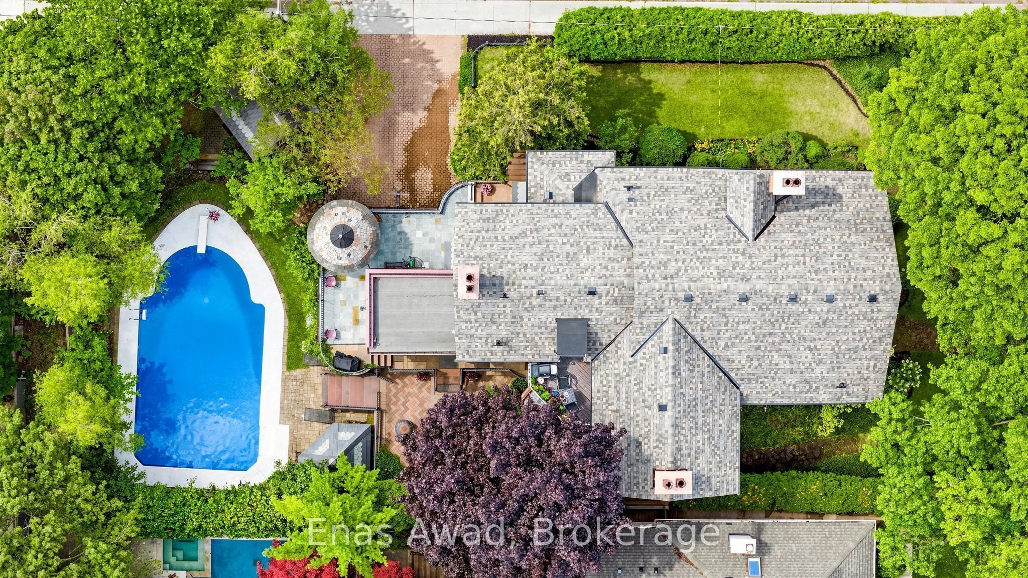 97 Glengrove Avenue W
