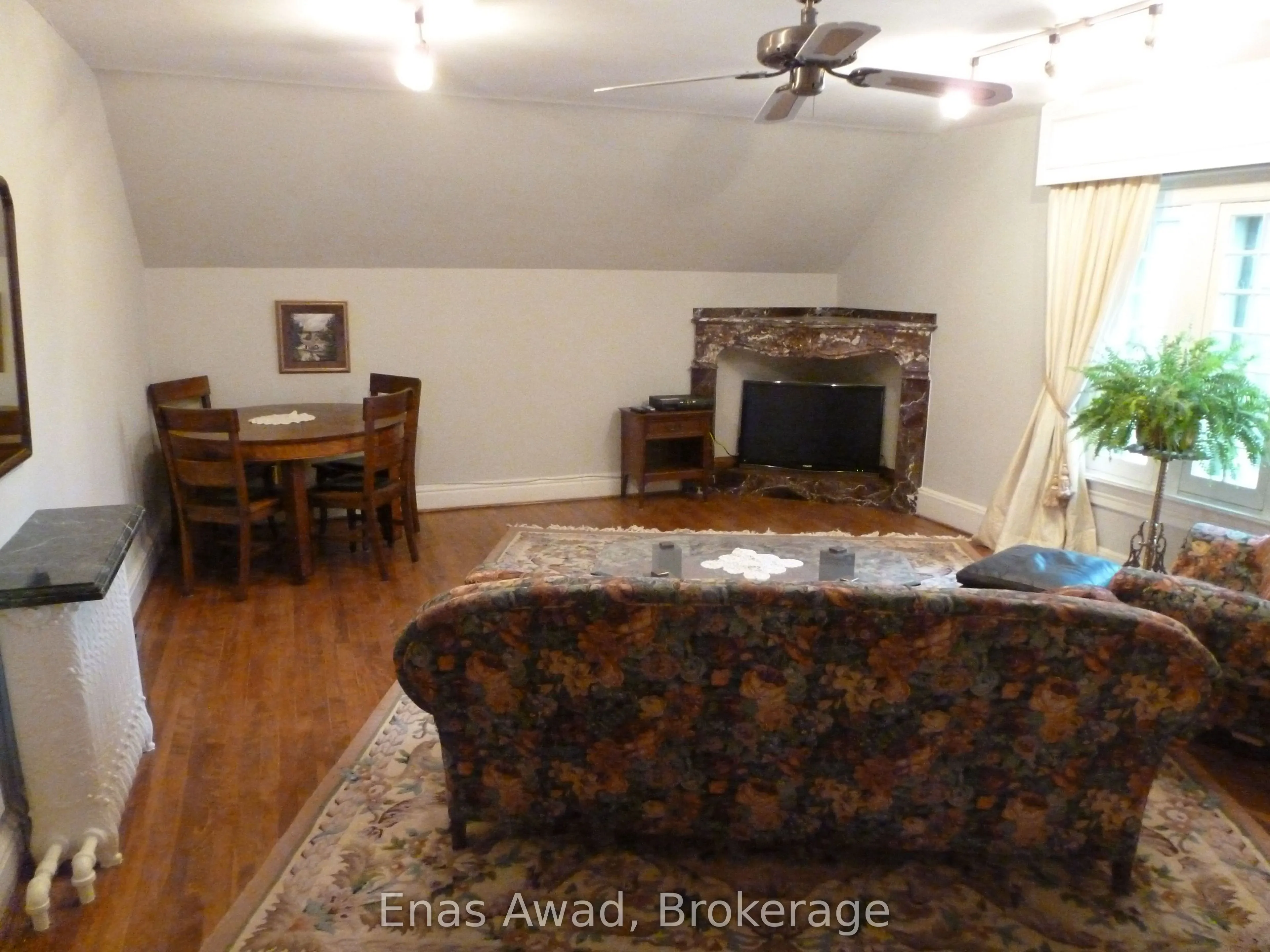 97 Glengrove Avenue W