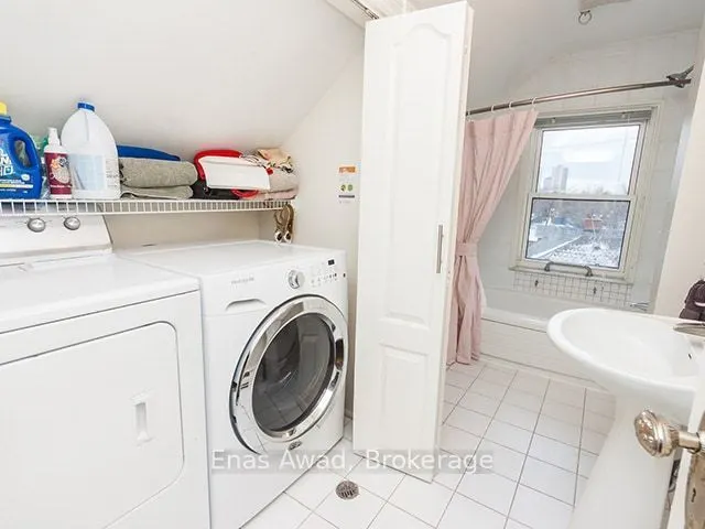 97 Glengrove Avenue W