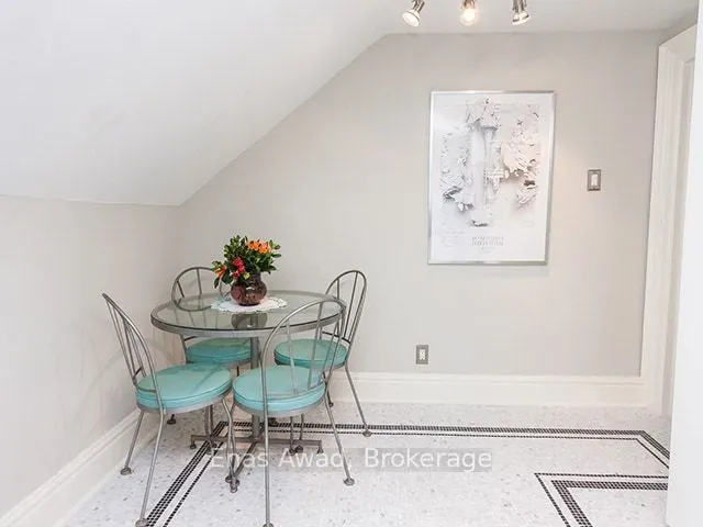 97 Glengrove Avenue W