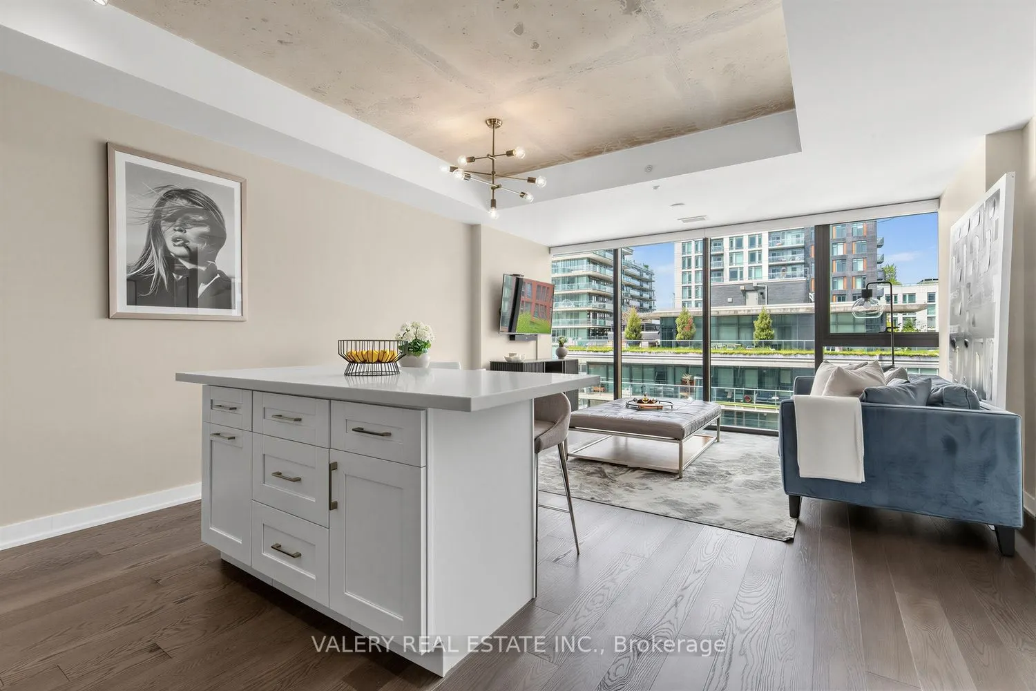 629 King Street W #1022