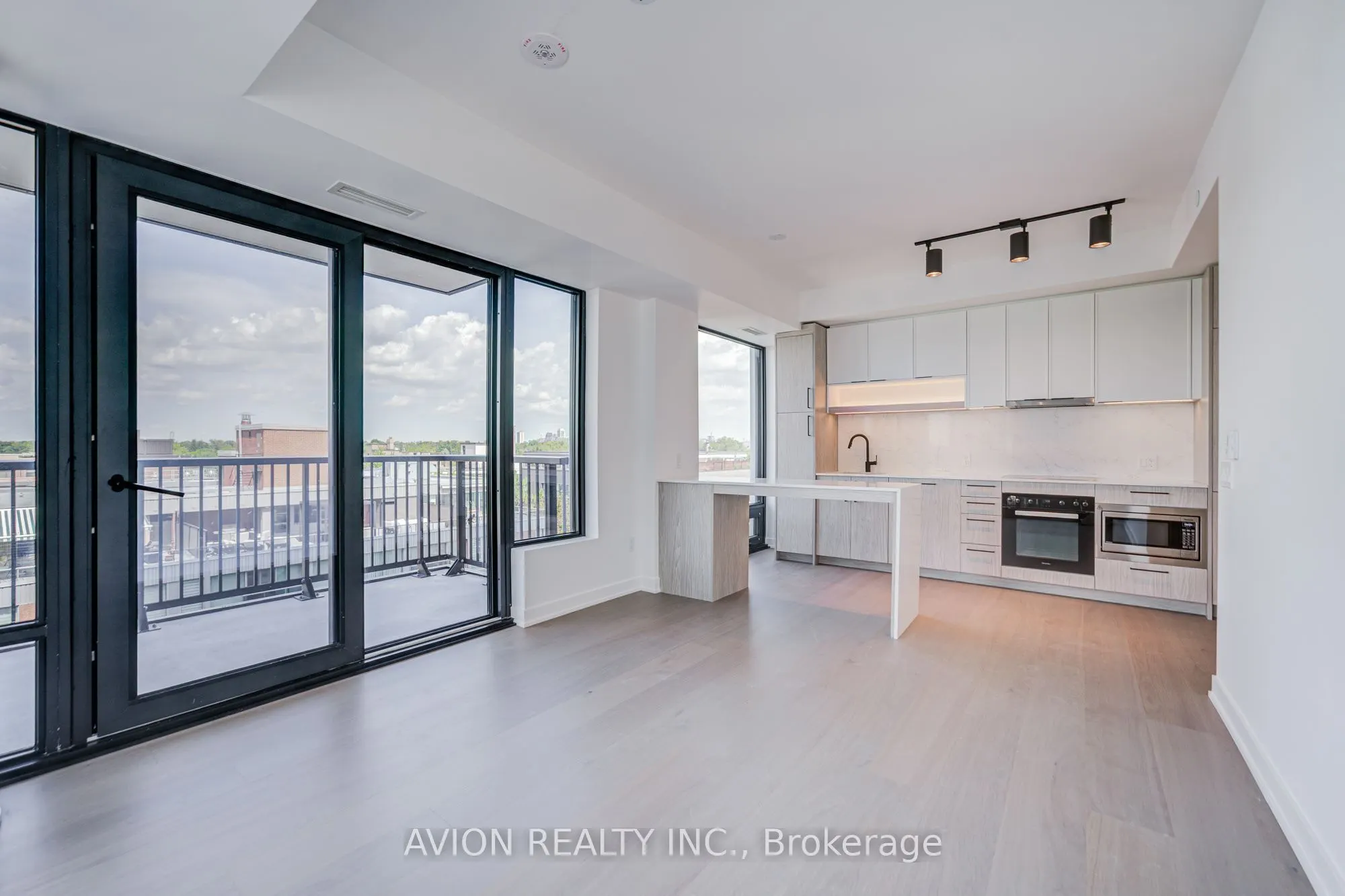 89 MontClair Avenue #1016