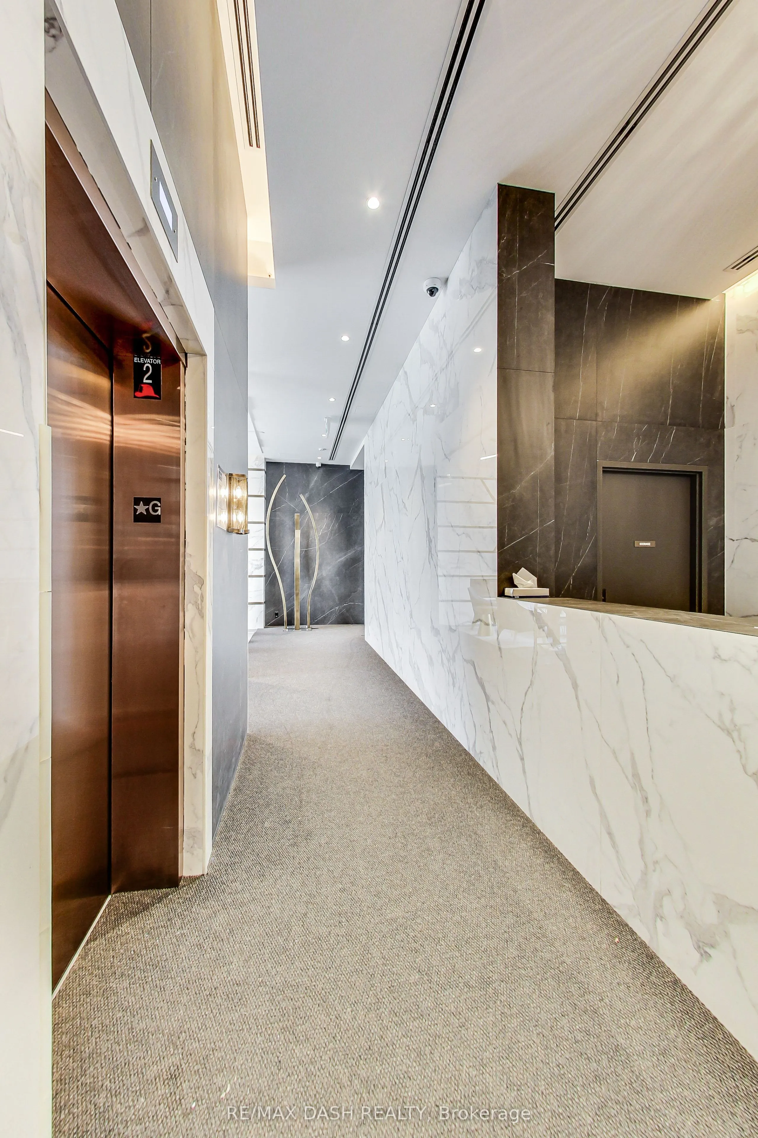 151 Avenue Road #501