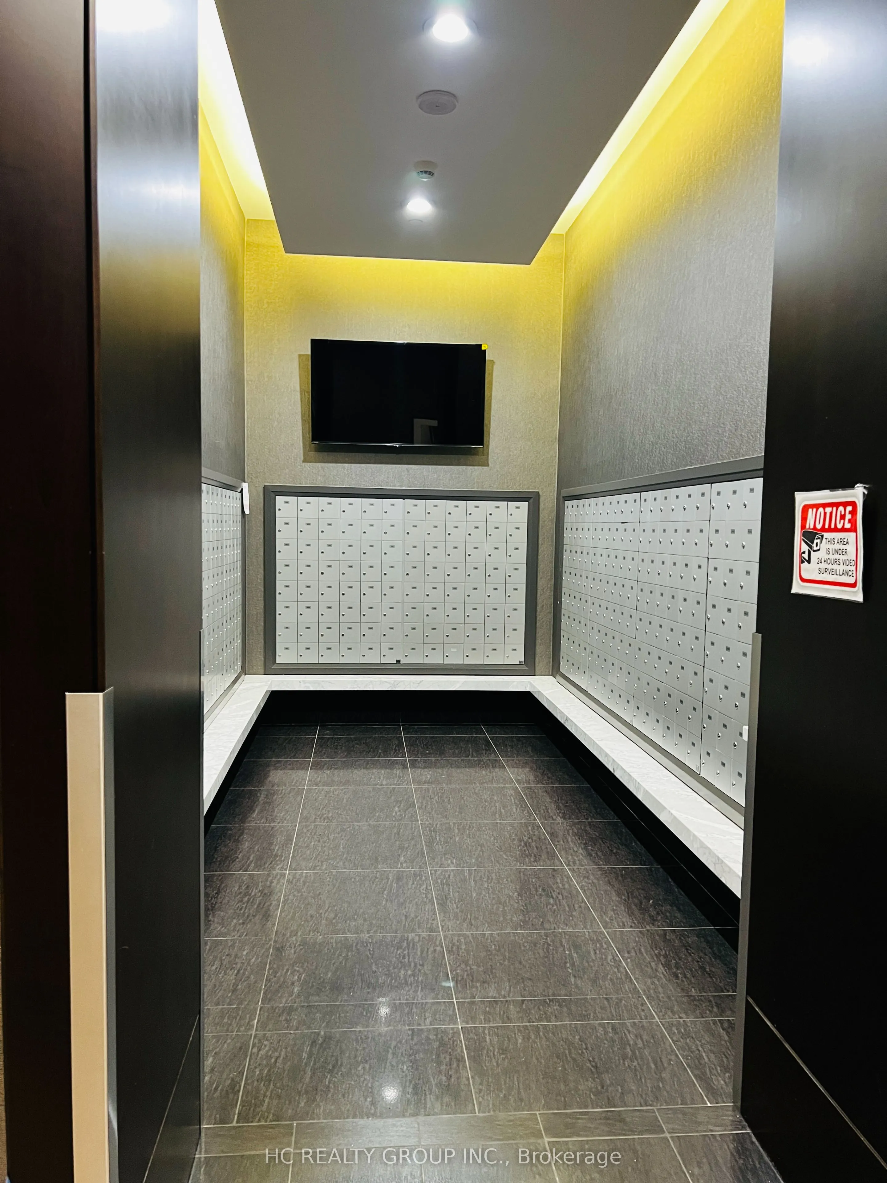 5168 Yonge Street #1712