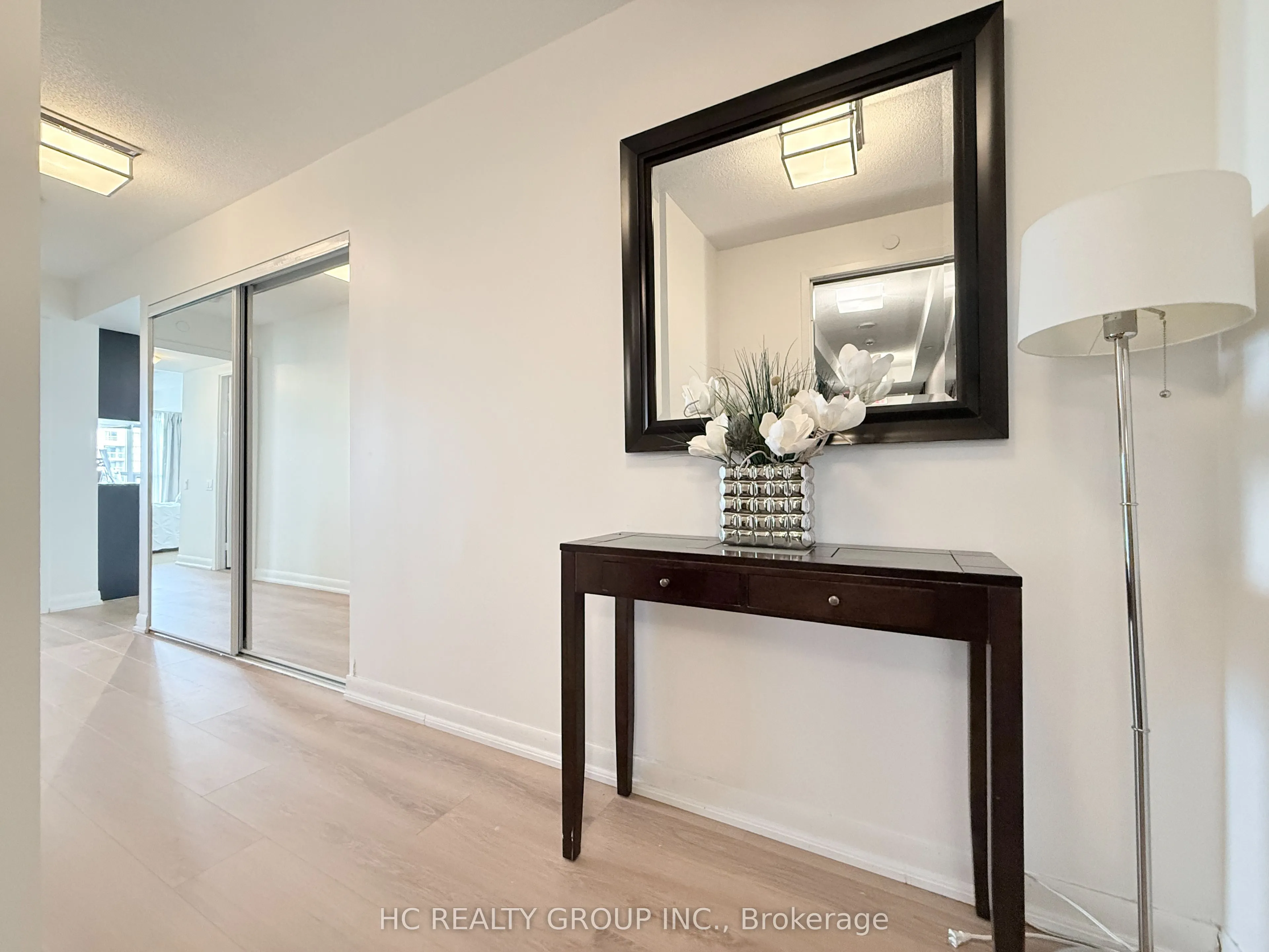5168 Yonge Street #1712