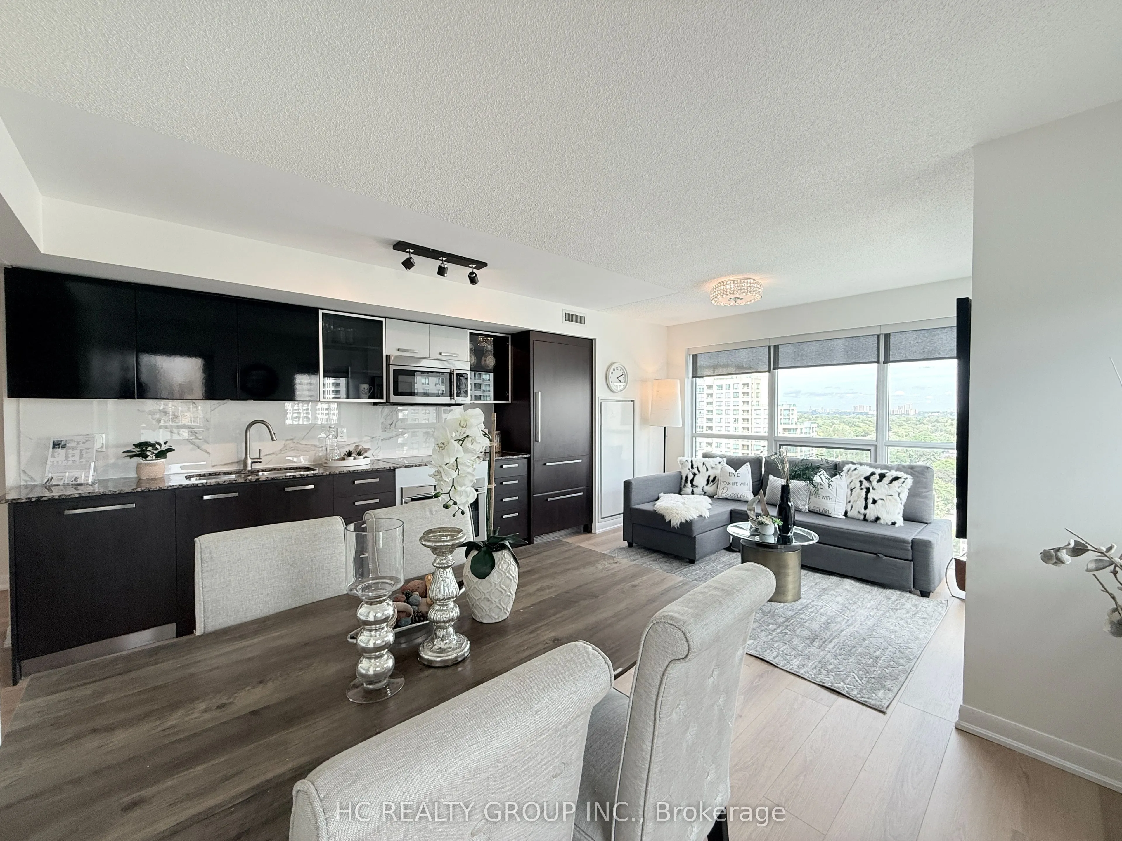 5168 Yonge Street #1712