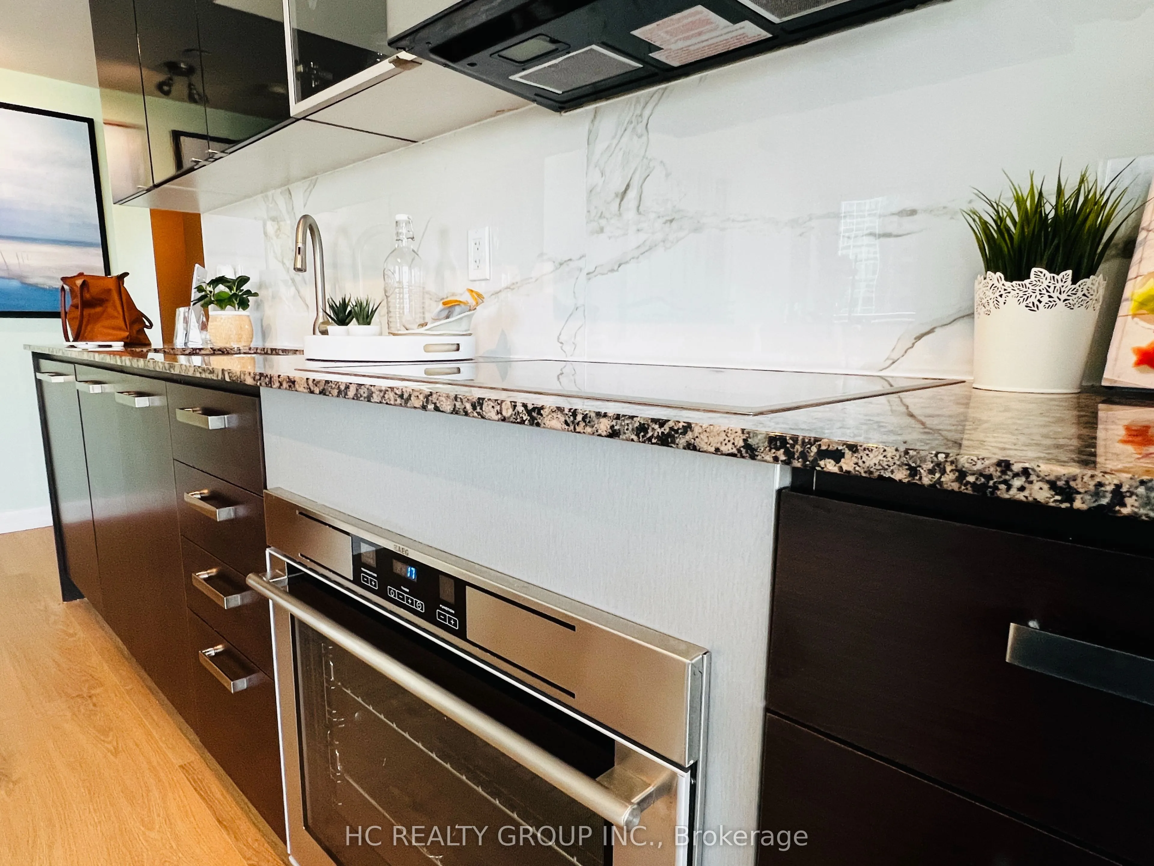 5168 Yonge Street #1712