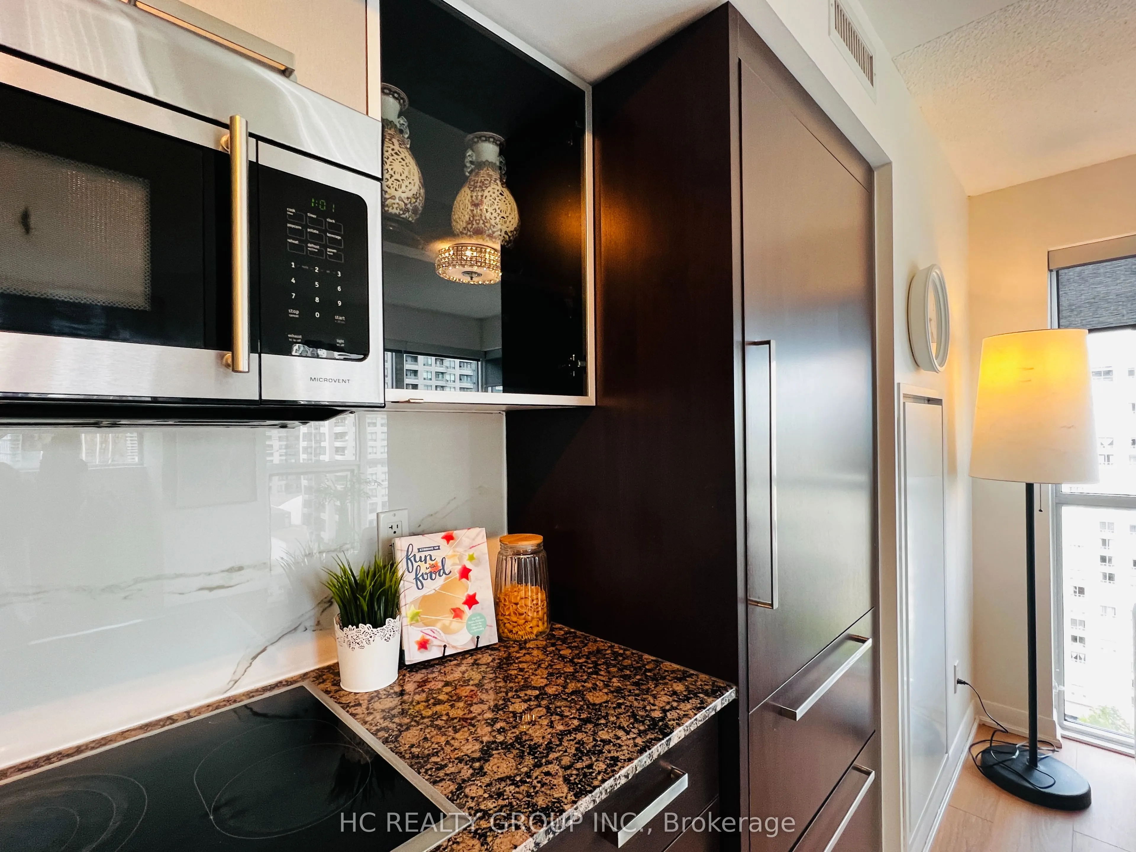 5168 Yonge Street #1712