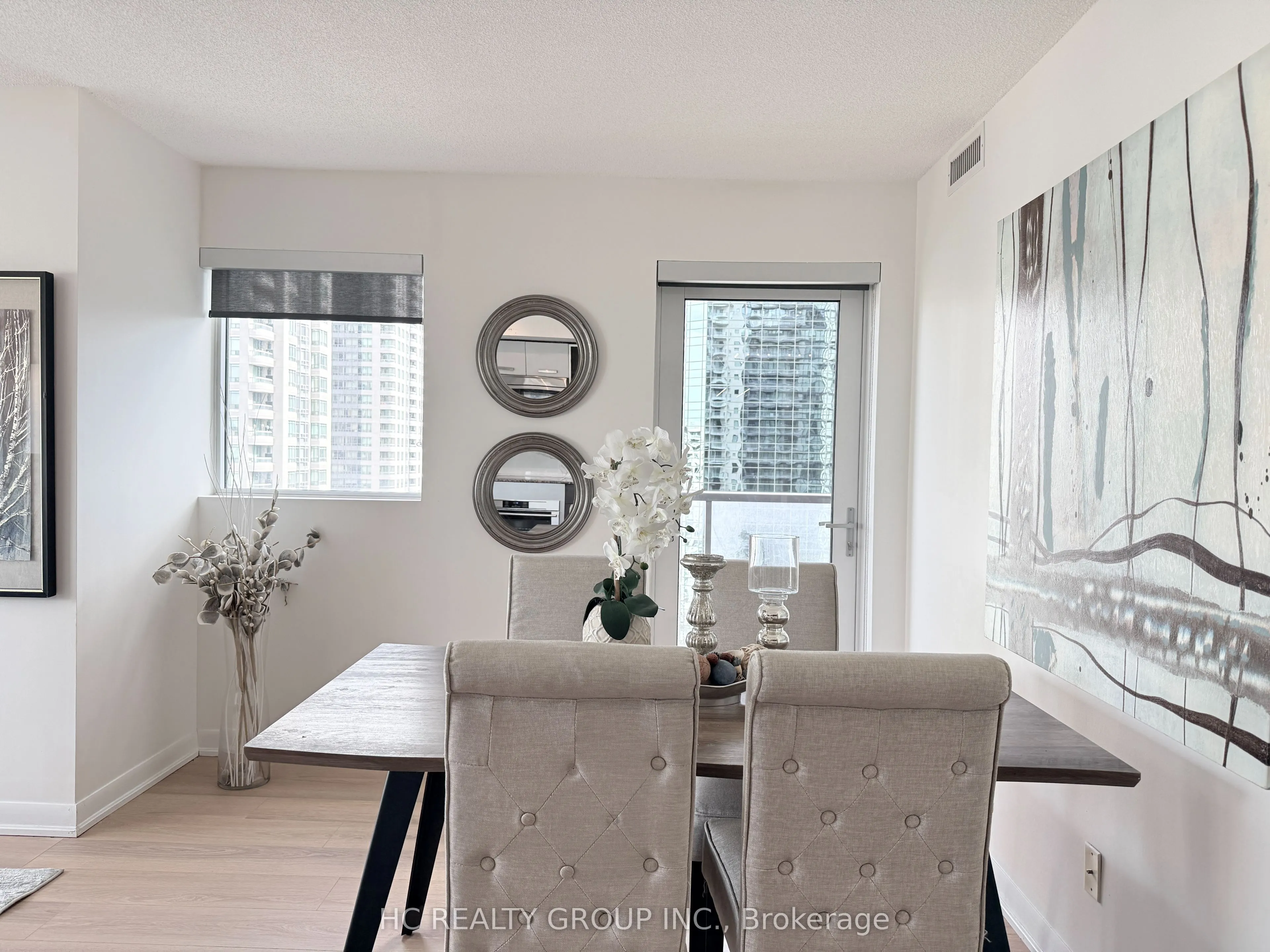 5168 Yonge Street #1712