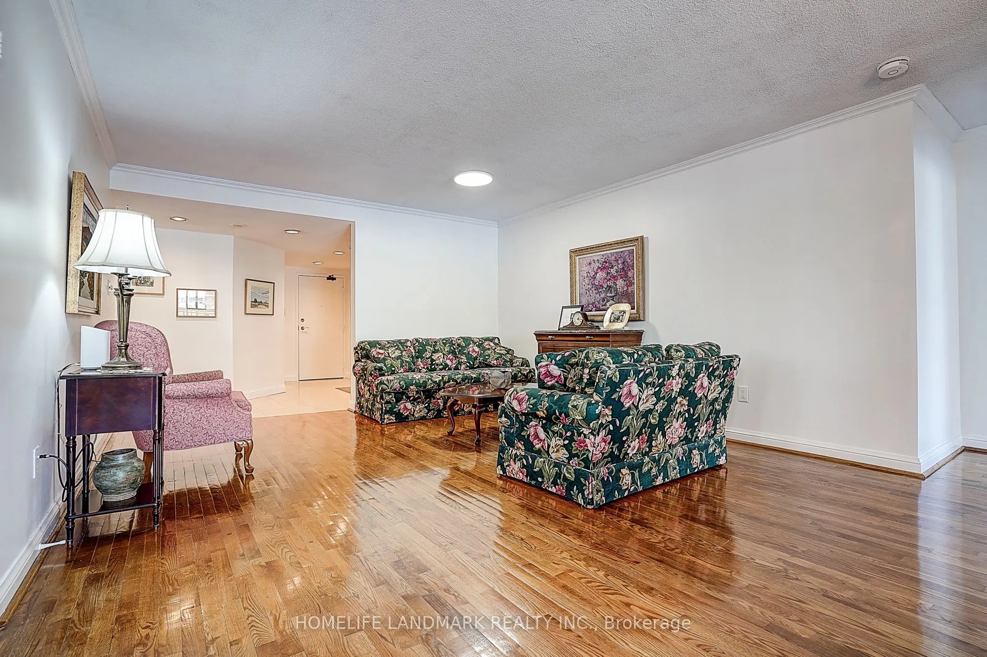 130 Carlton Street #503