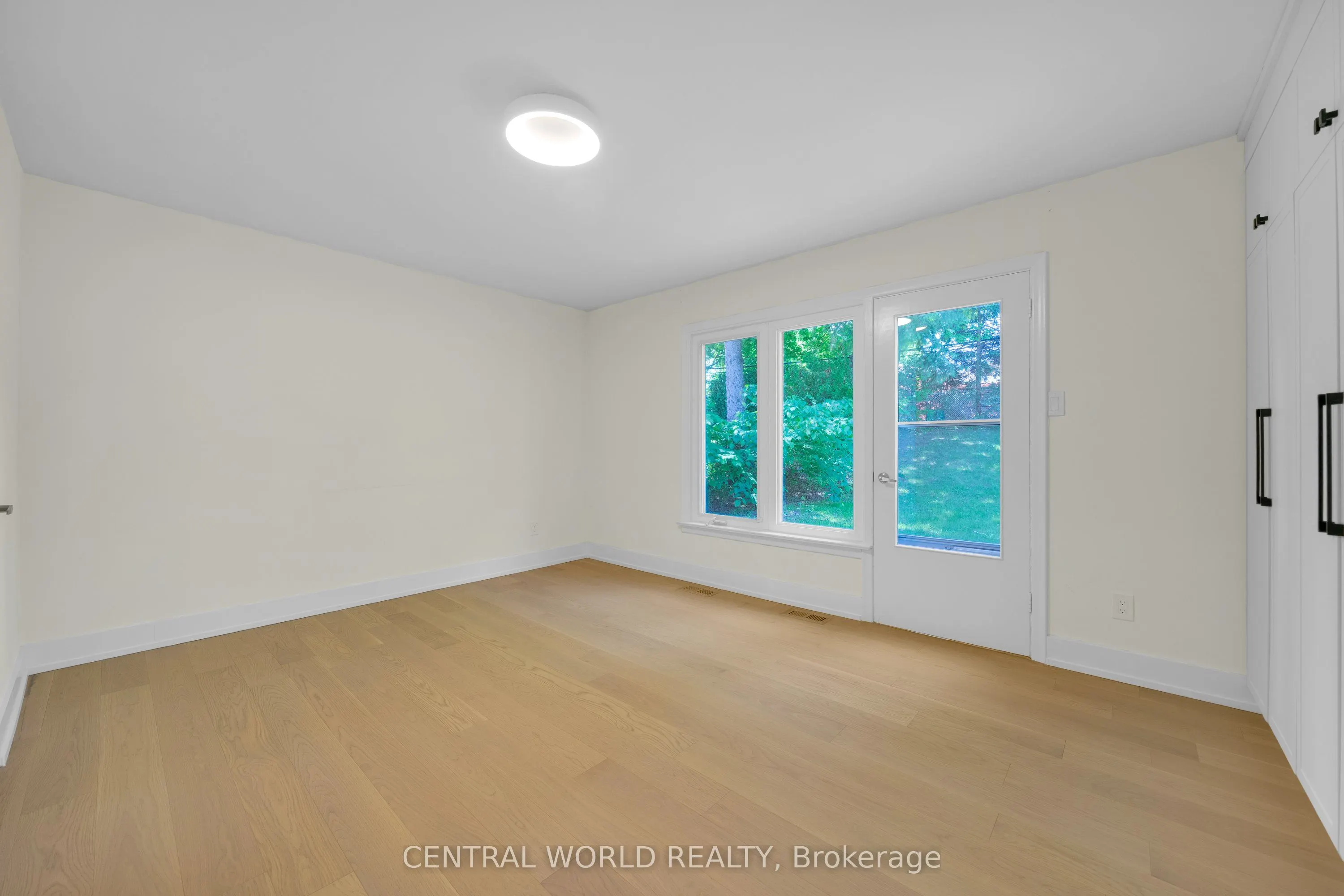 38 Denrock Drive