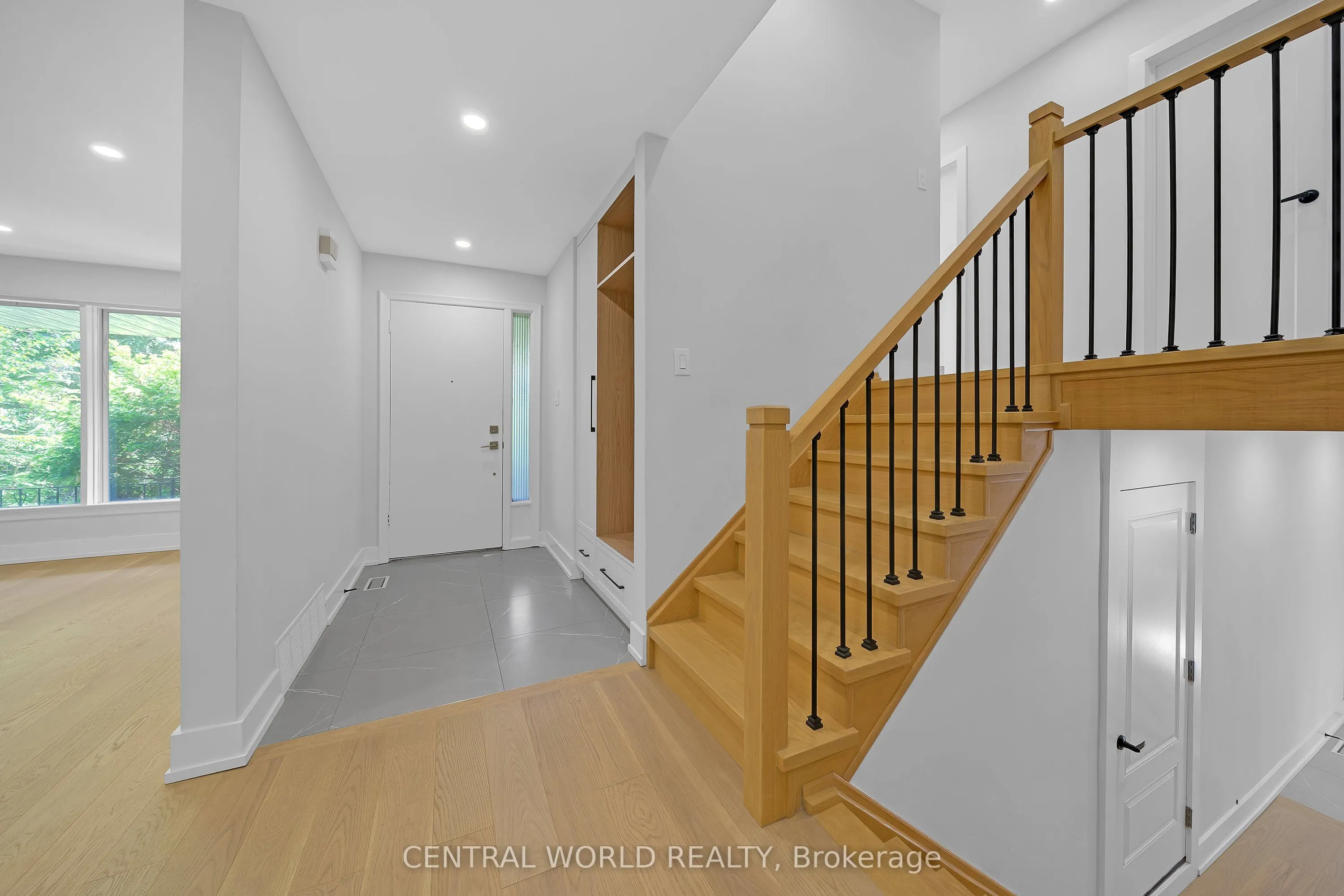 38 Denrock Drive