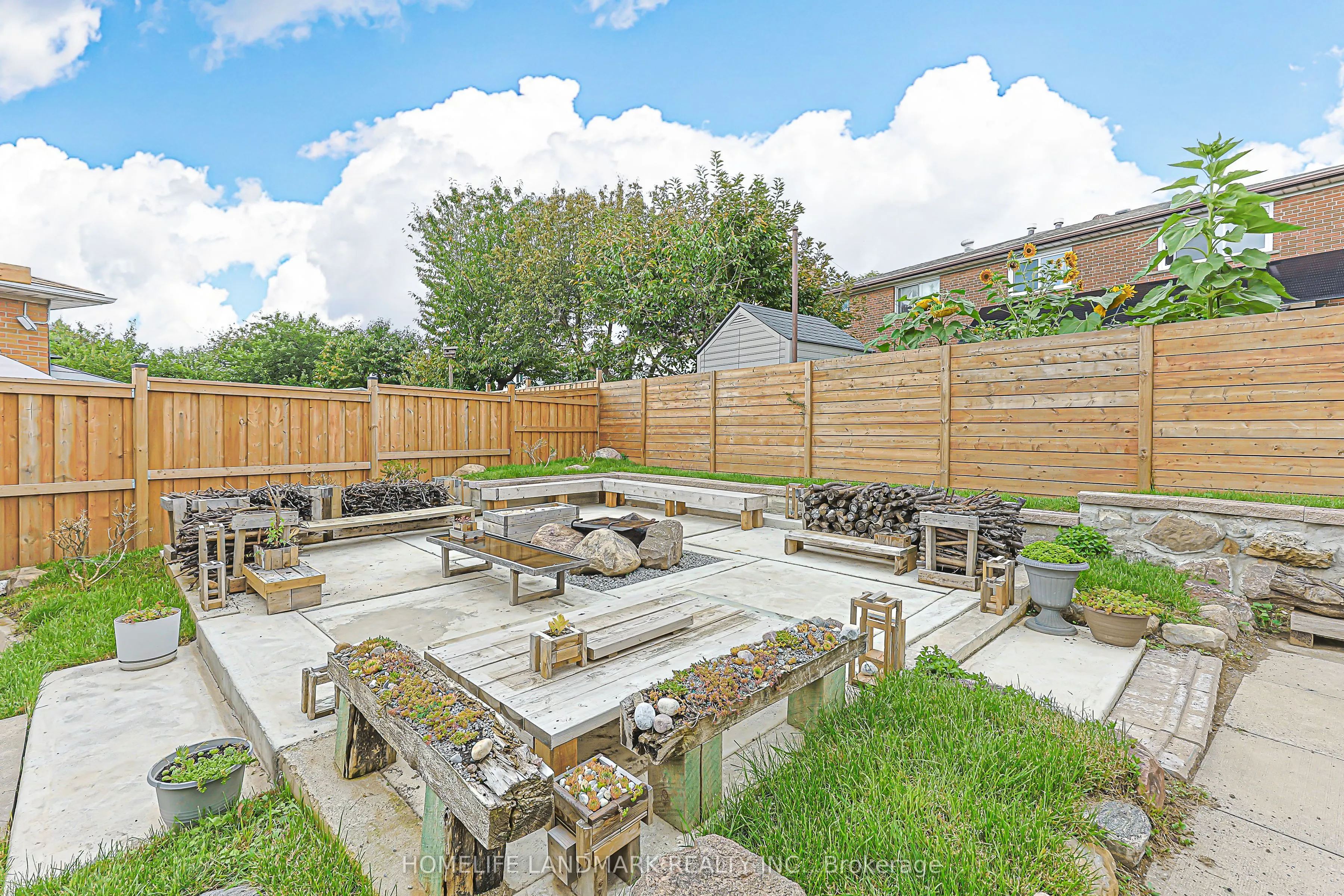 74 Navaho Drive