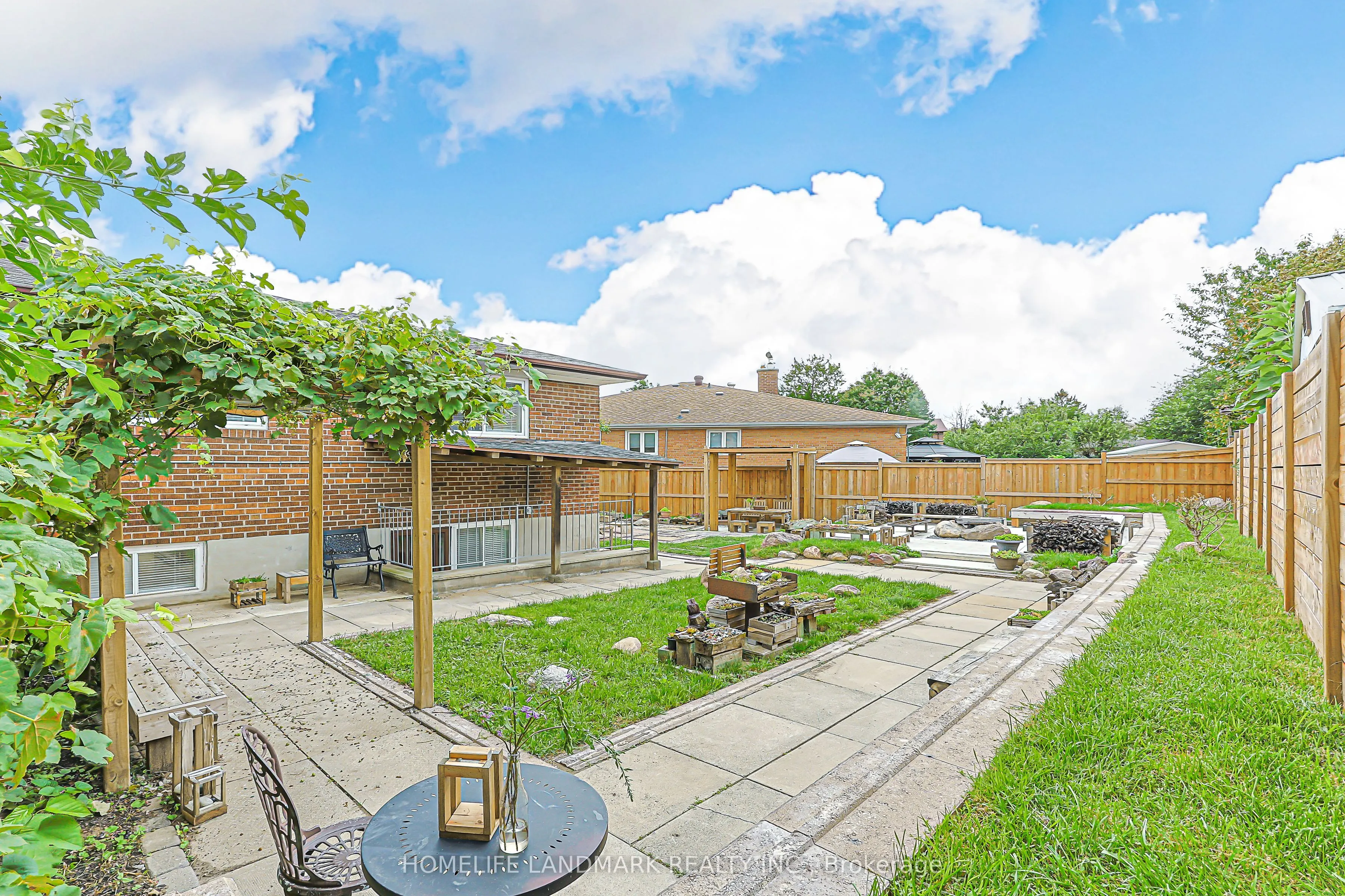 74 Navaho Drive