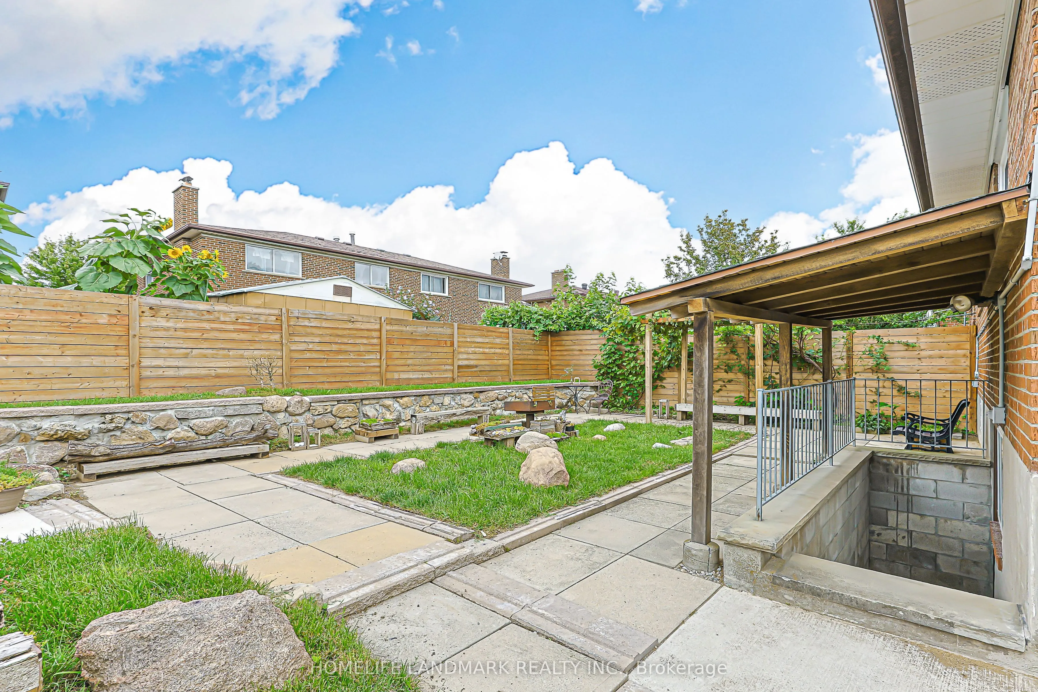 74 Navaho Drive