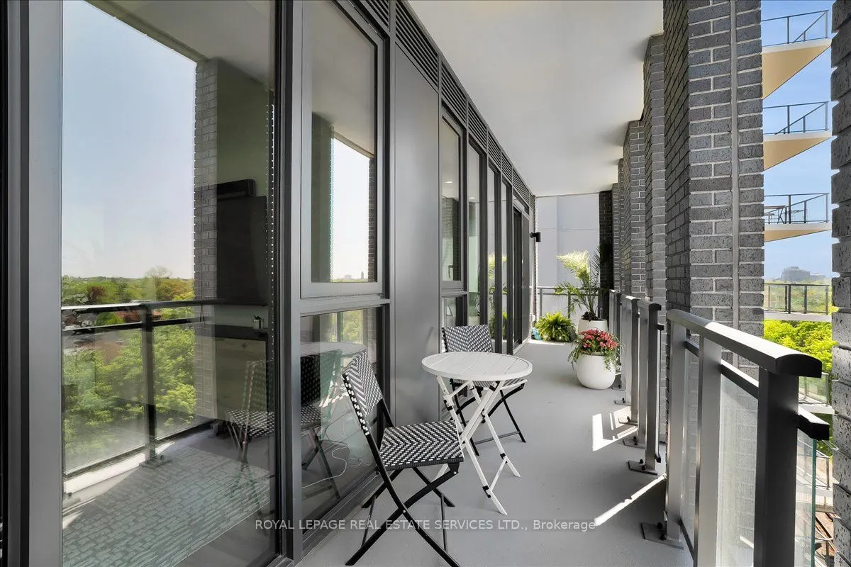 1 Hillsdale Avenue W #706