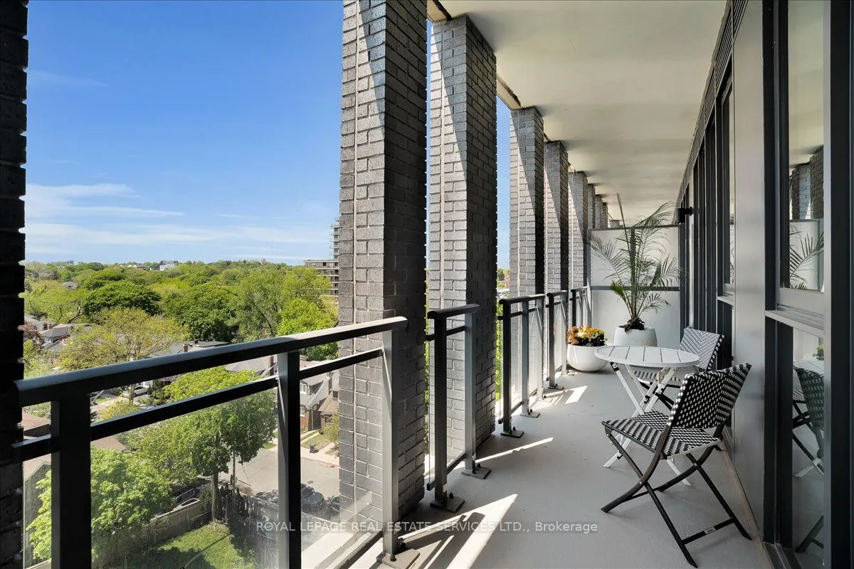 1 Hillsdale Avenue W #706