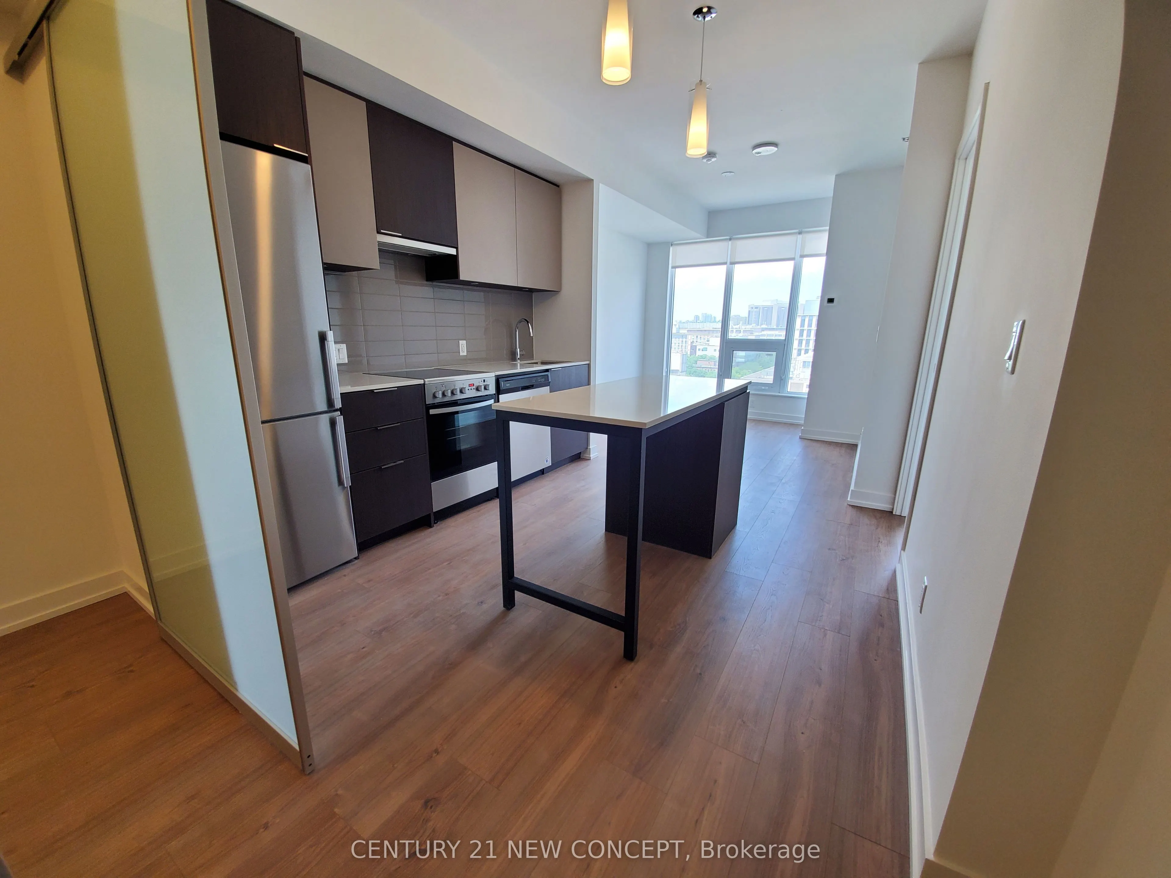 203 College Street #1105