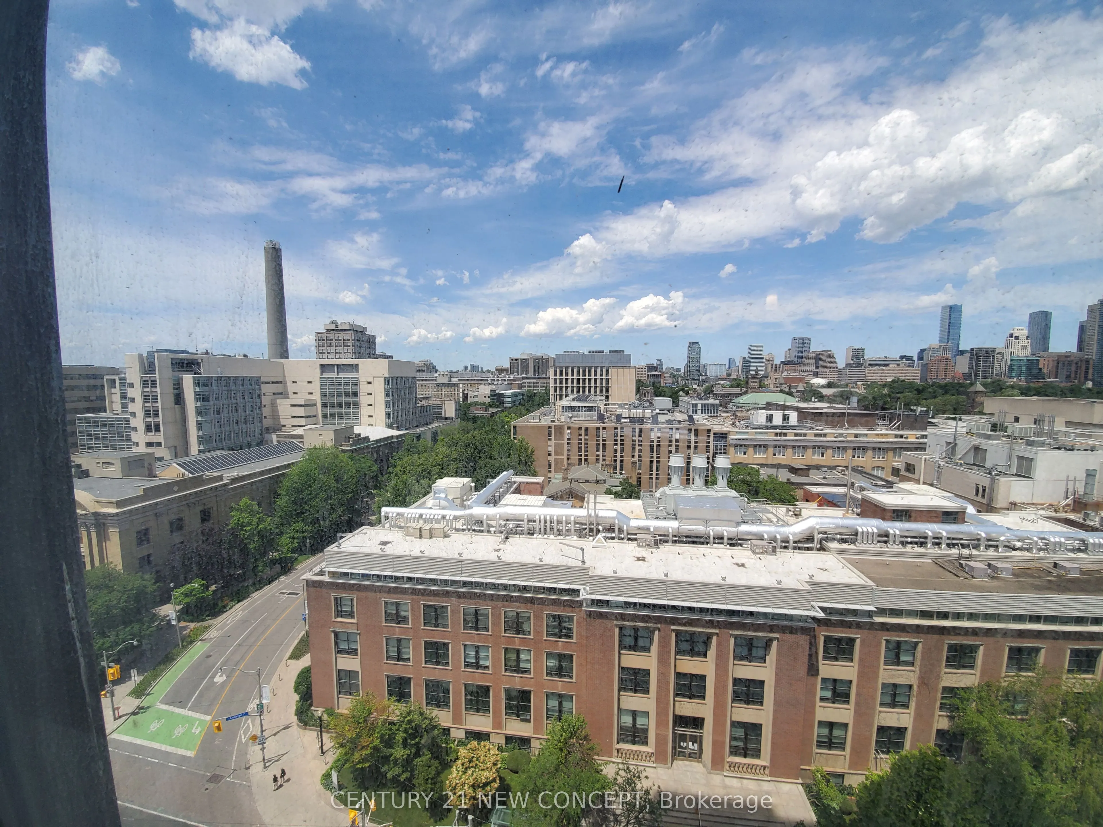 203 College Street #1105