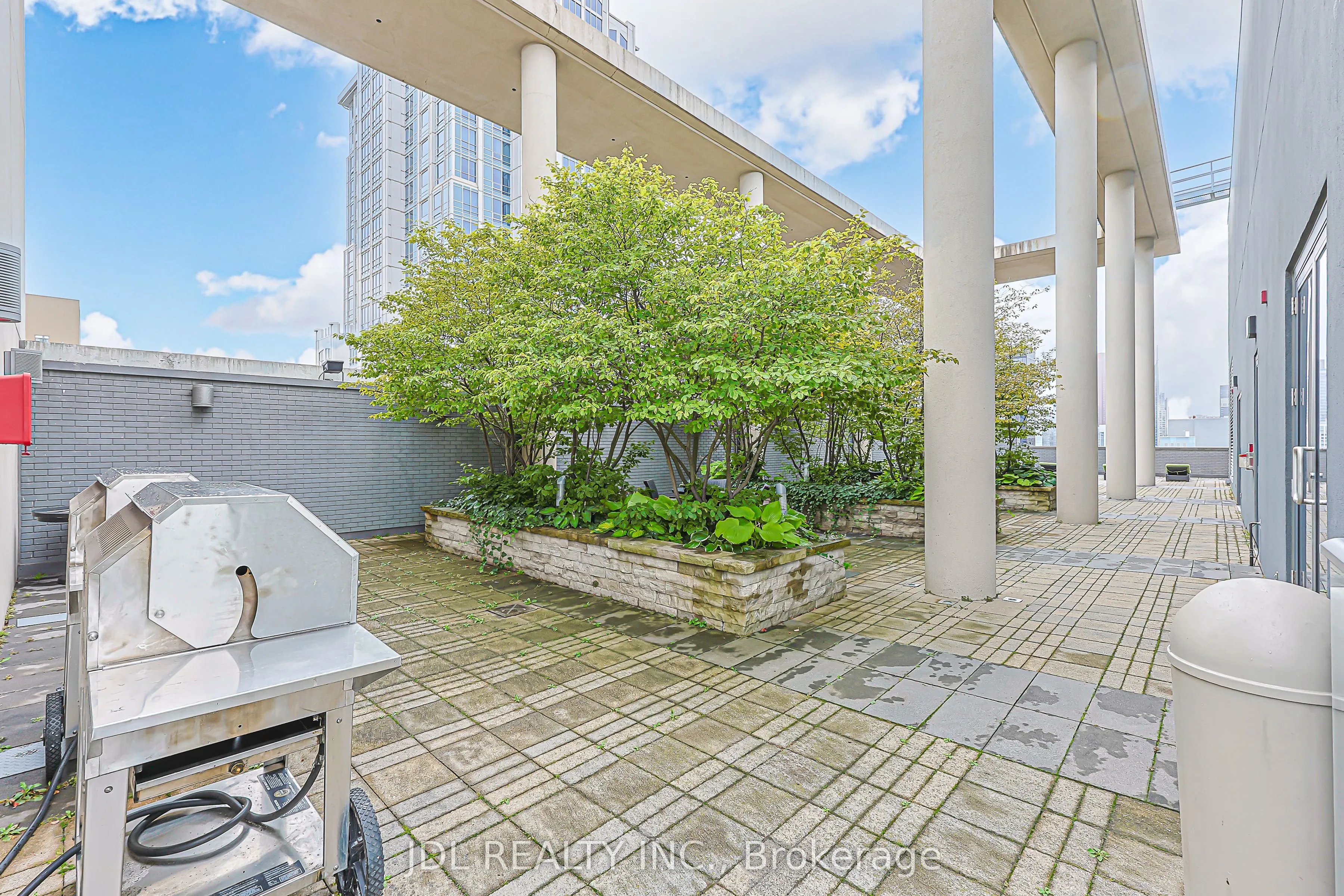 770 Bay Street #1105