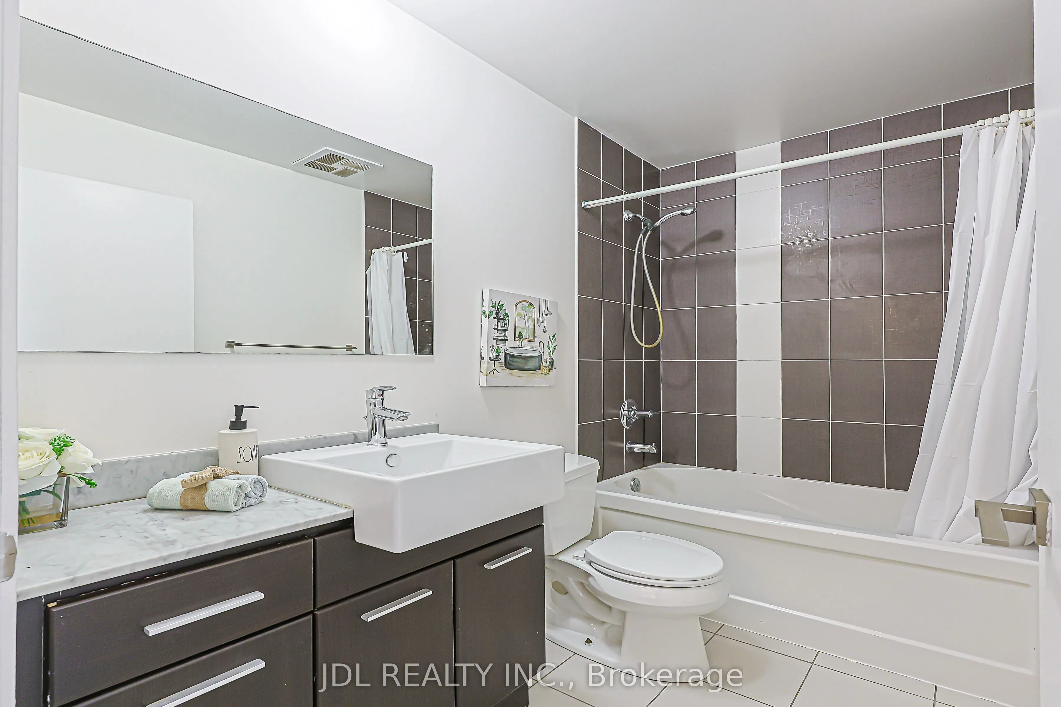 770 Bay Street #1105