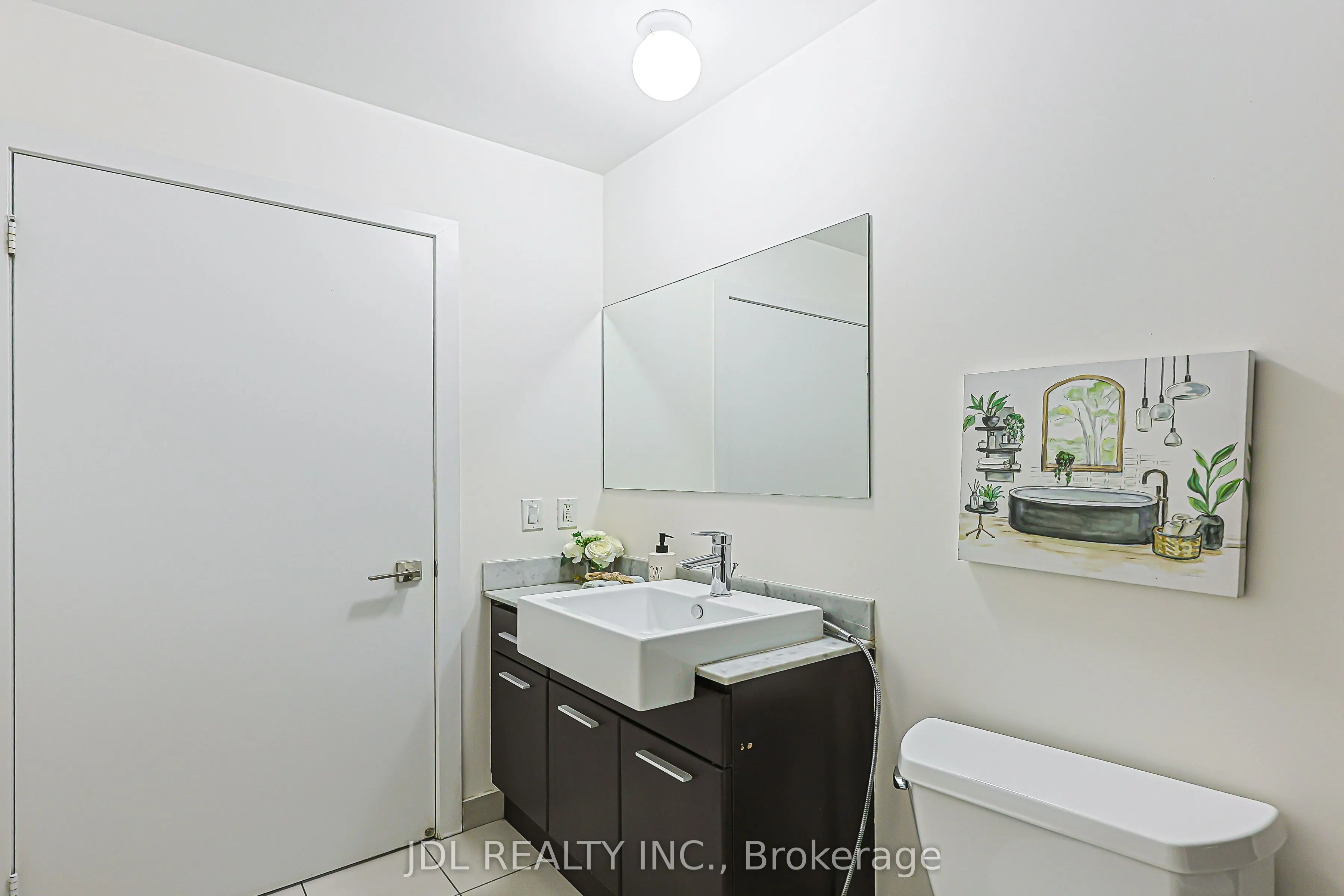 770 Bay Street #1105