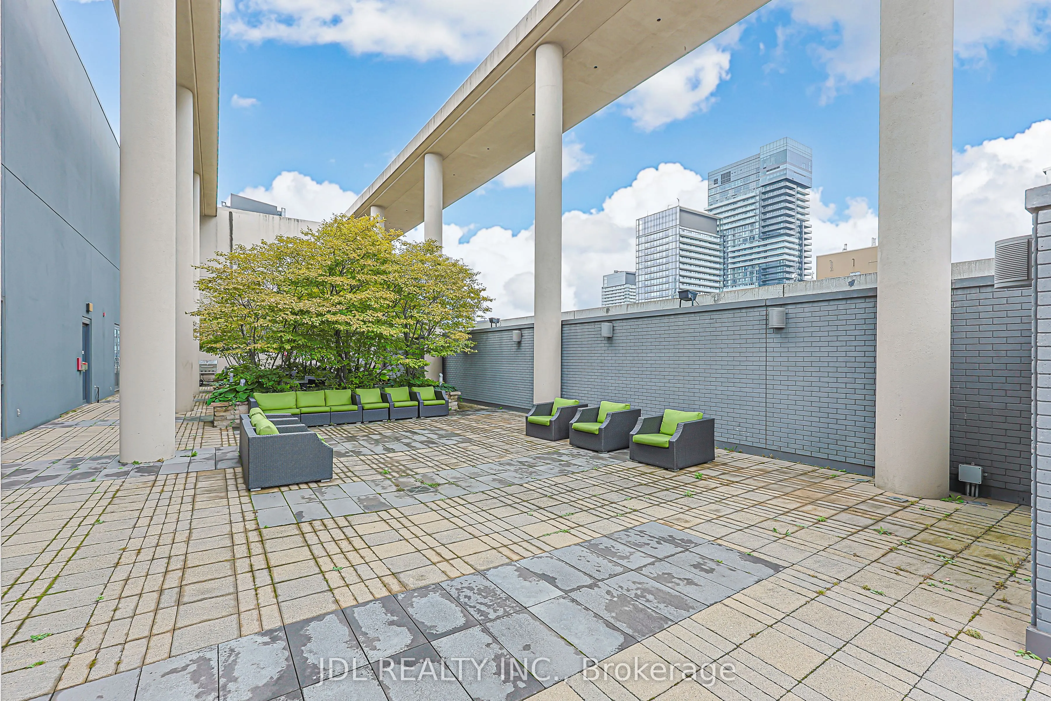 770 Bay Street #1105