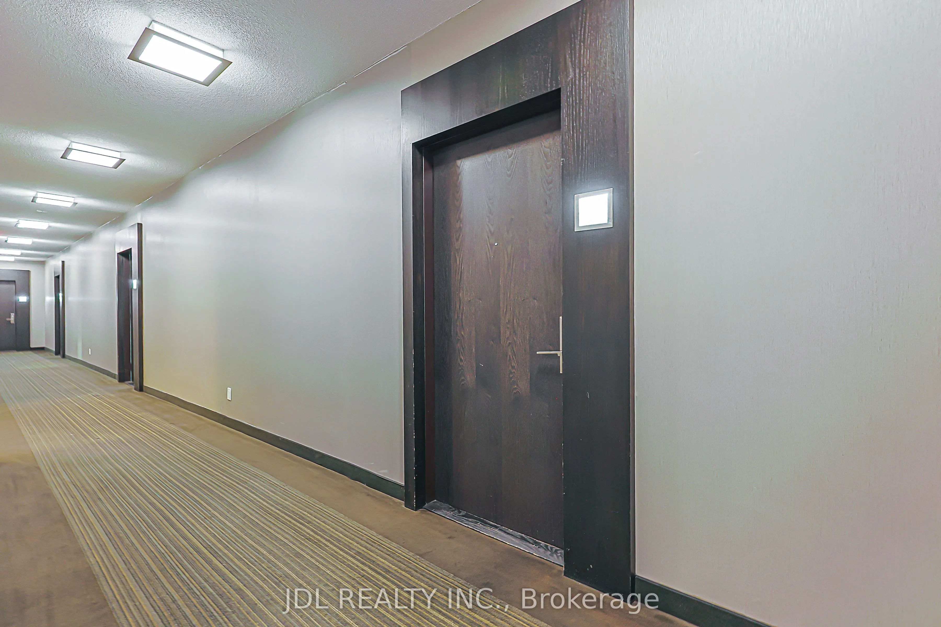770 Bay Street #1105