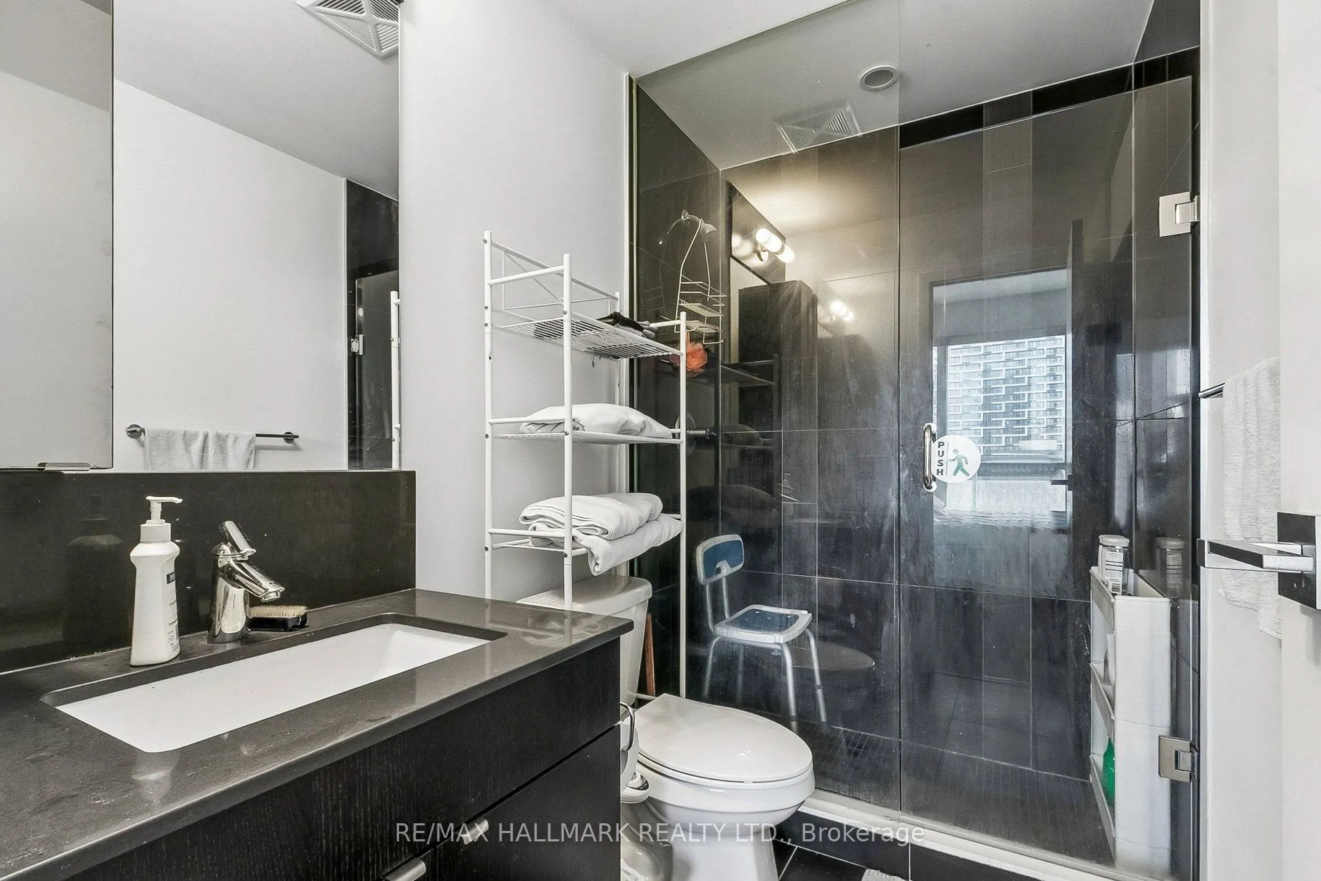 98 Lillian Street #1212