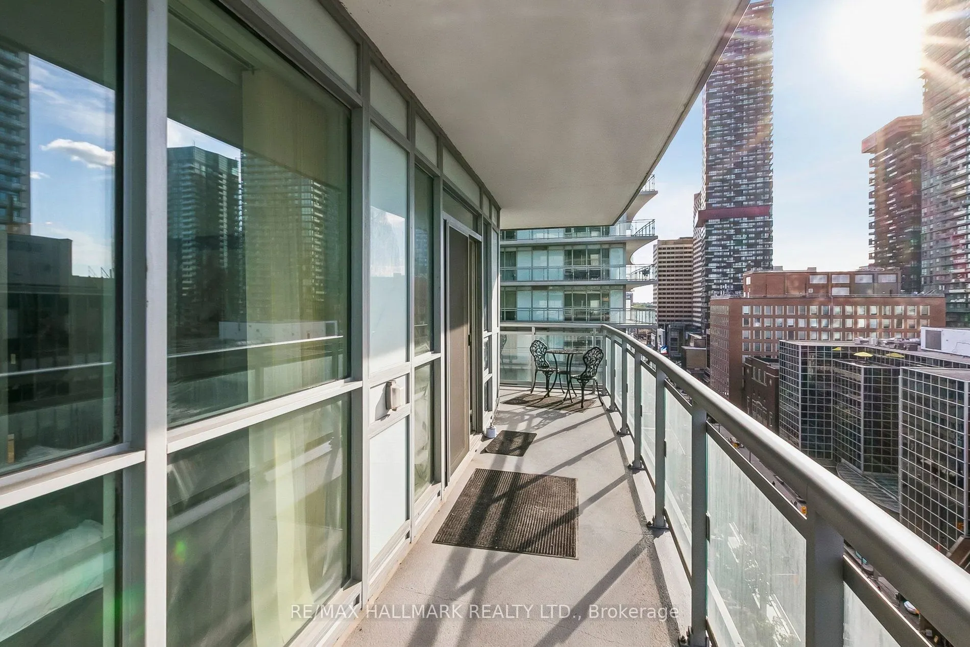 98 Lillian Street #1212