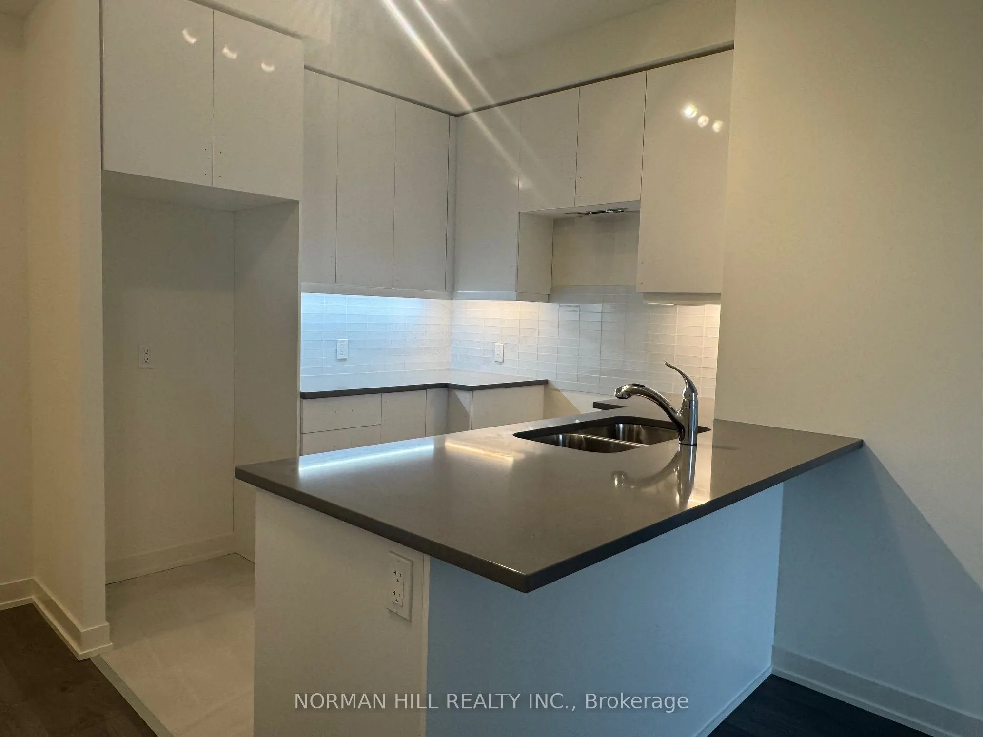 4955 Yonge Street #1619