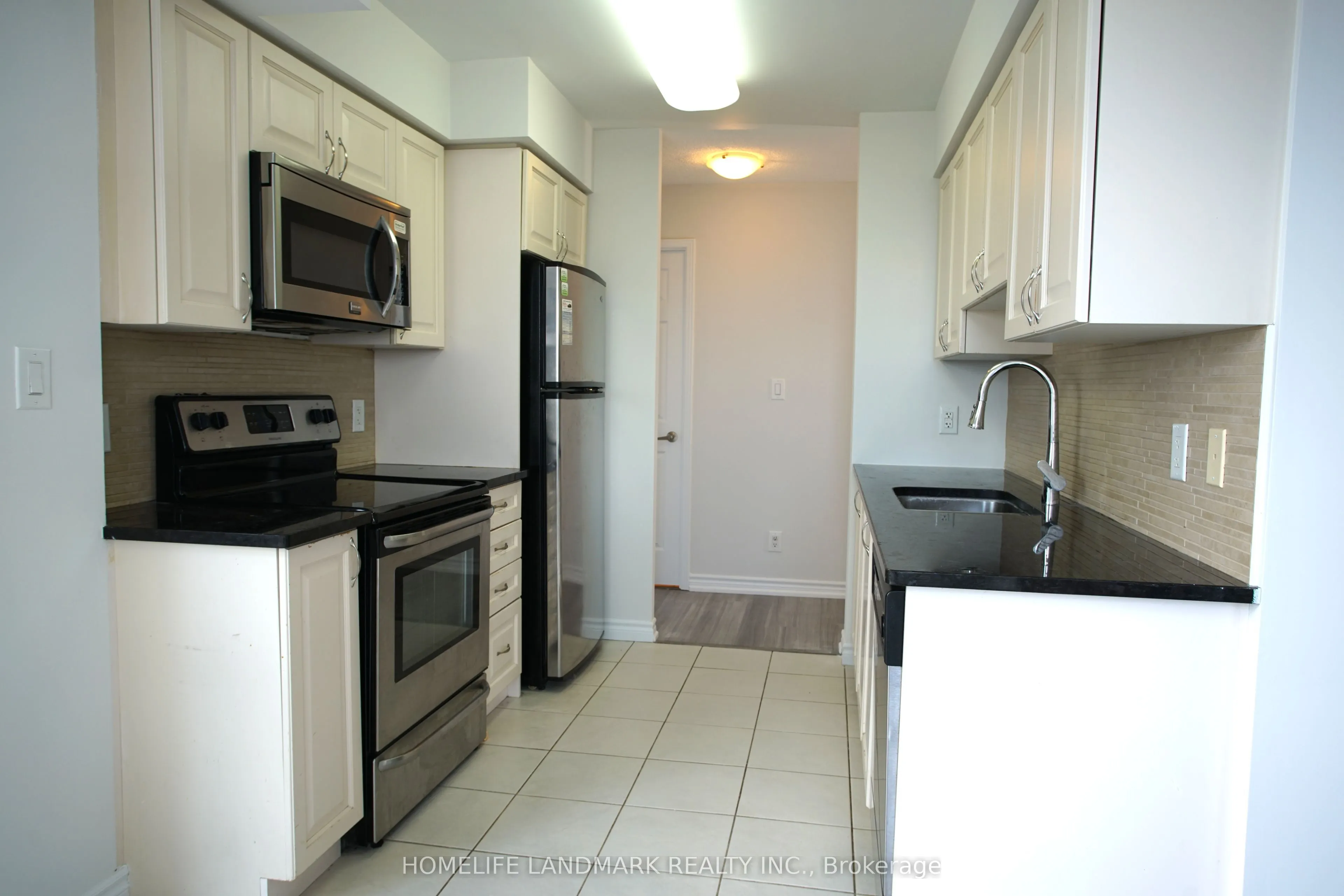 35 Hollywood Avenue #1606