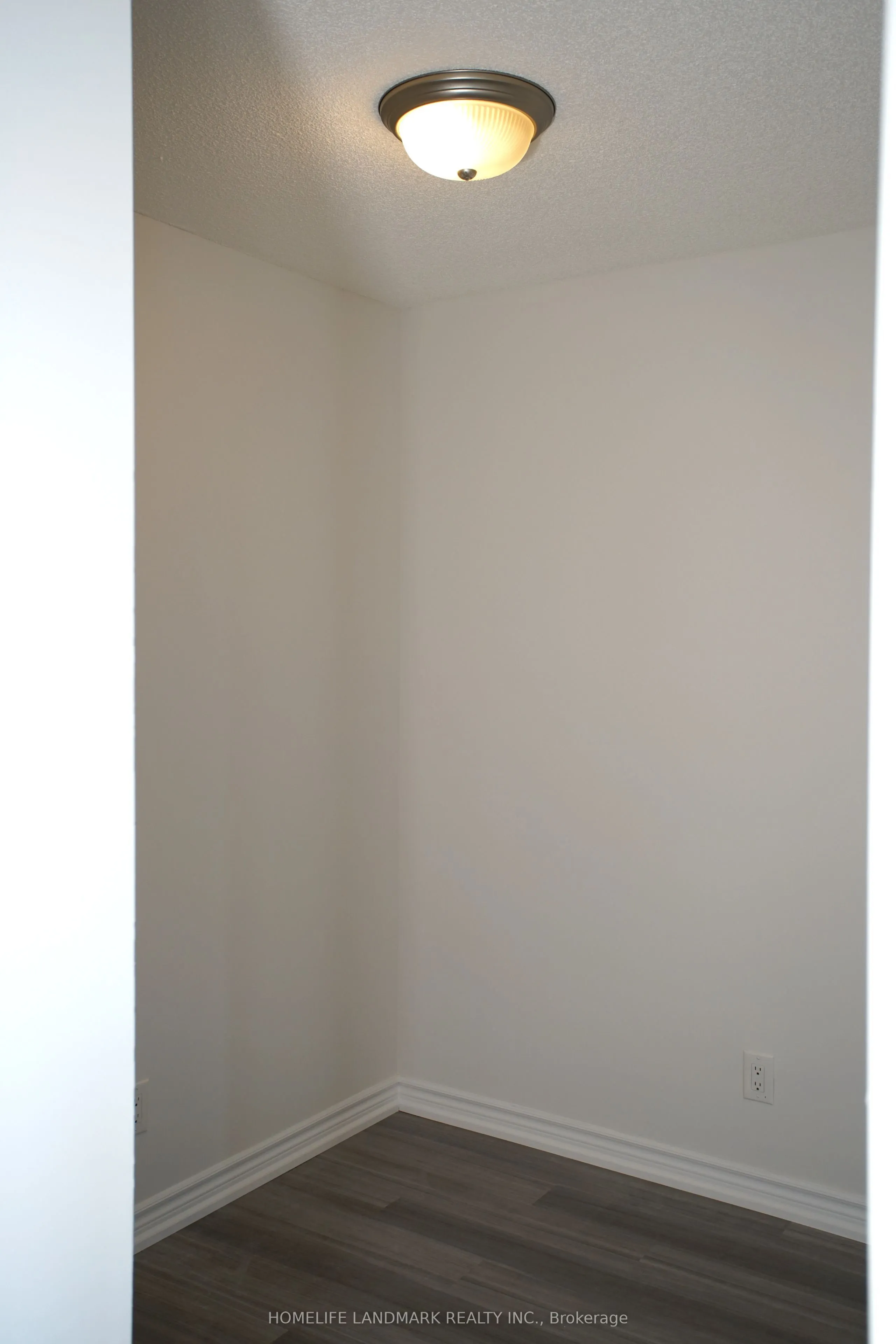 35 Hollywood Avenue #1606