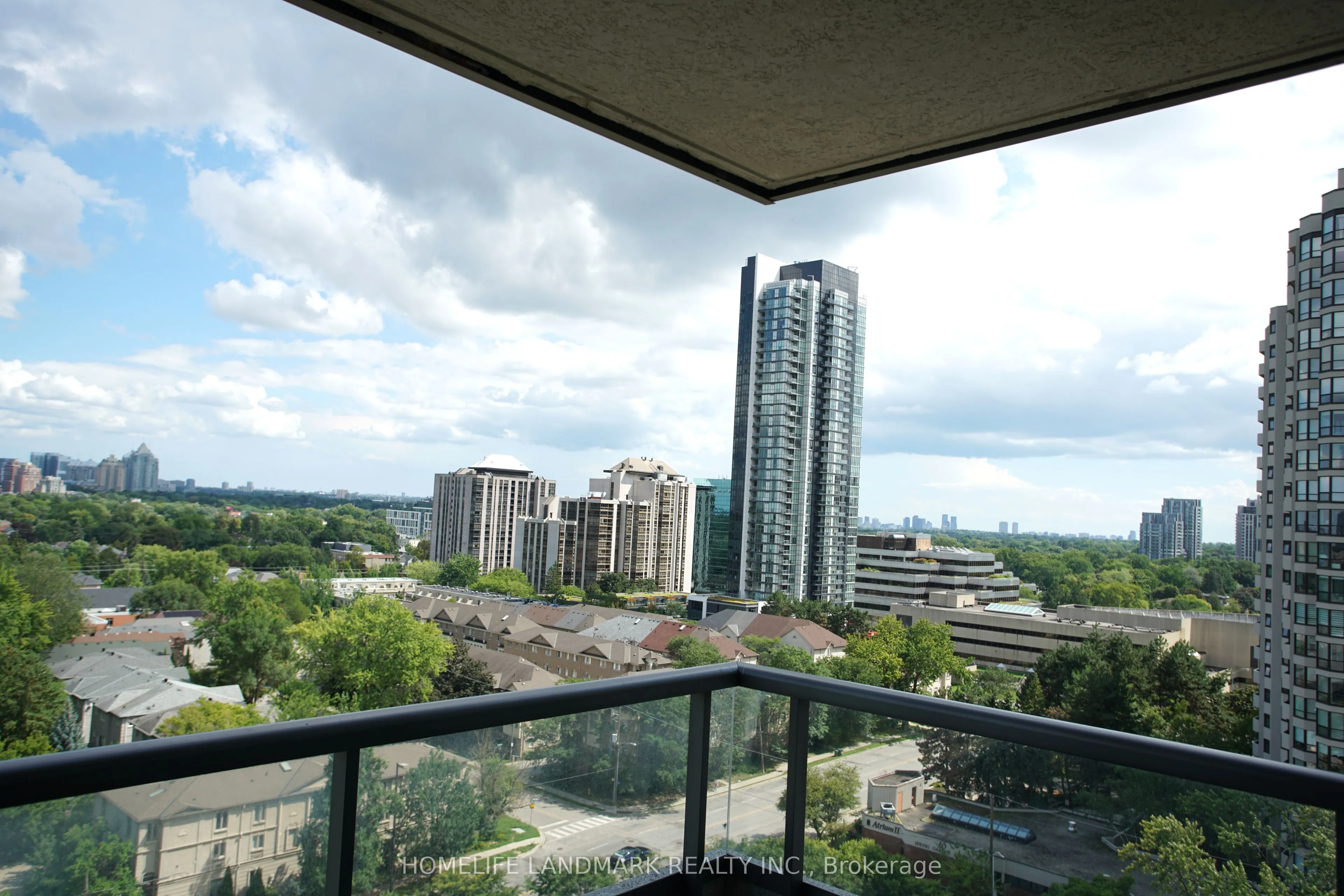 35 Hollywood Avenue #1606