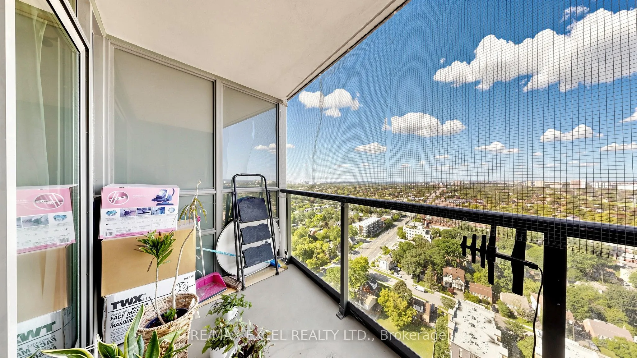 15 Greenview Avenue #2510