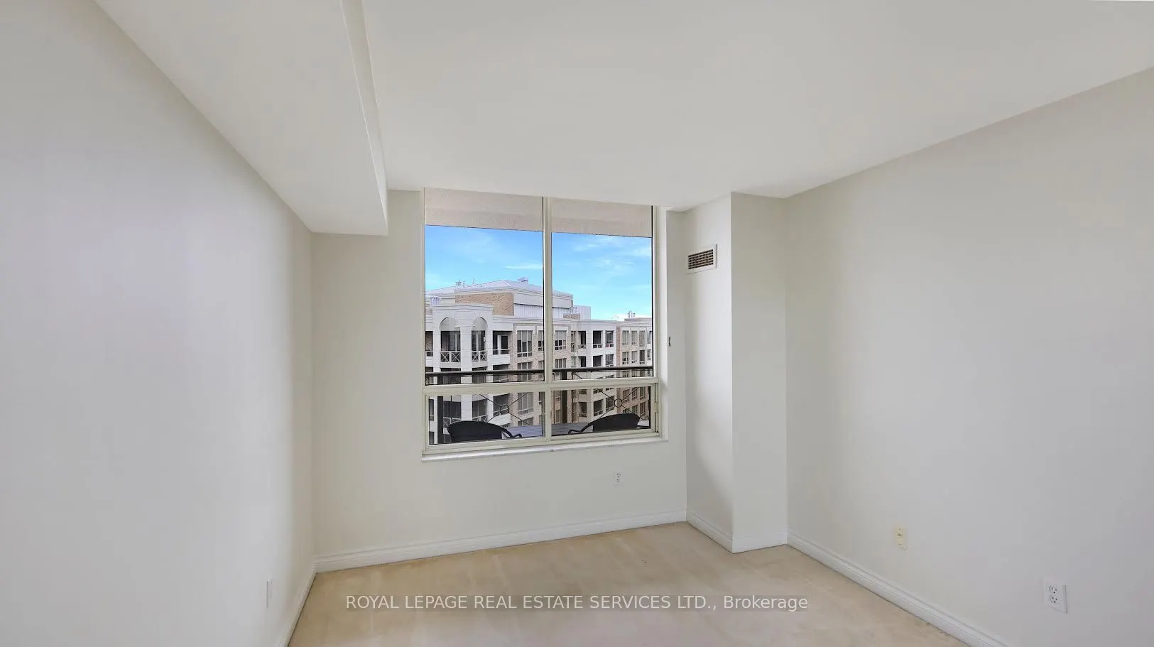 215 The Donway W #616