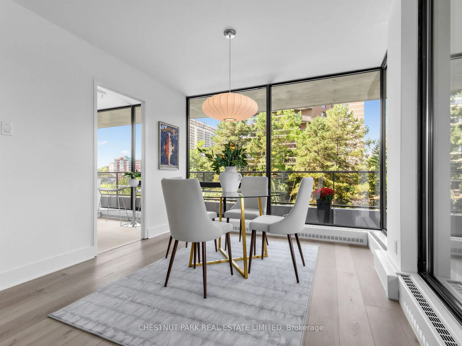 10 Avoca Avenue #401