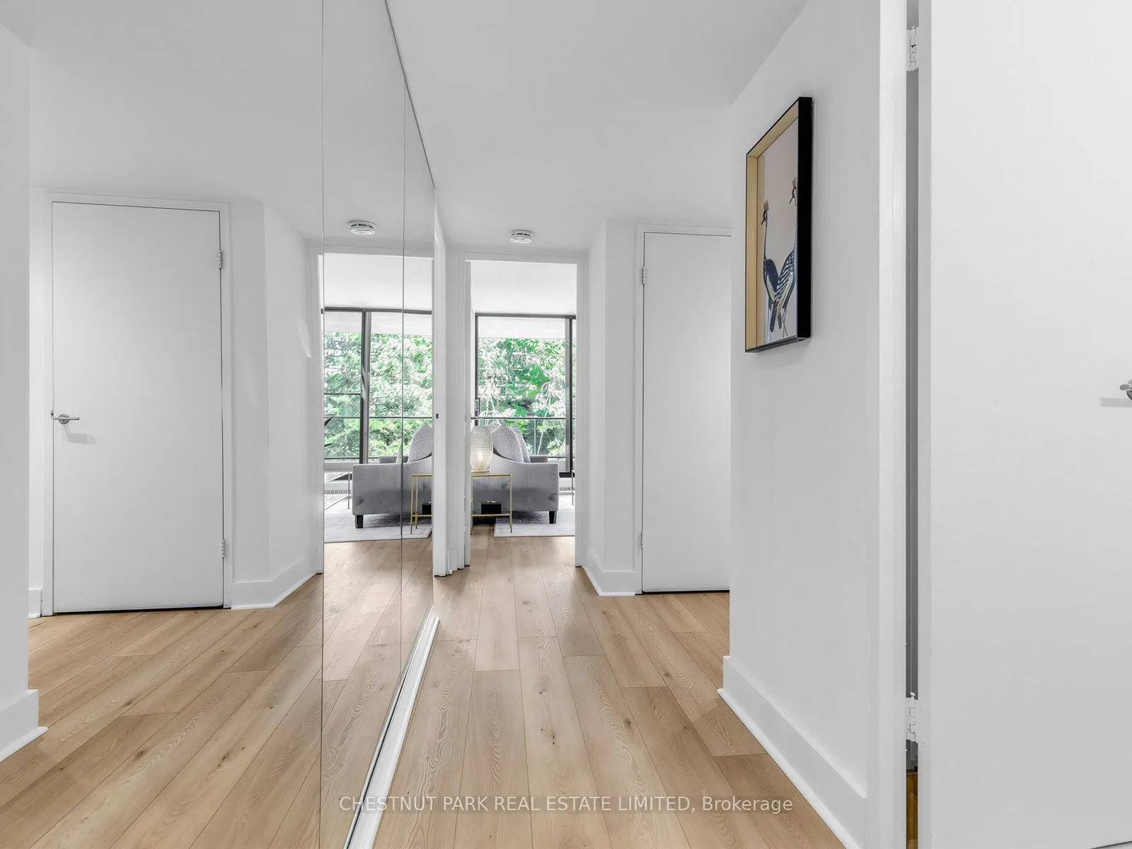 10 Avoca Avenue #401