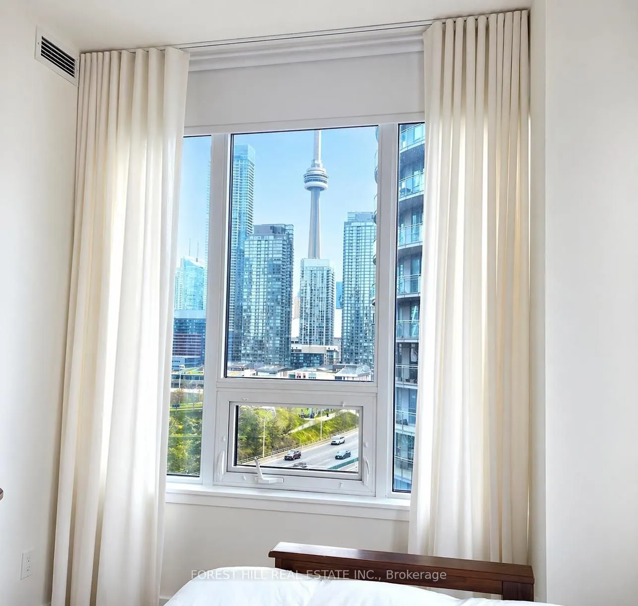 17 Bathurst Street #1215
