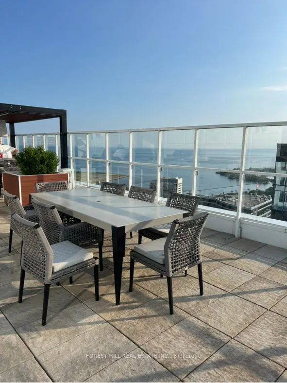17 Bathurst Street #1215